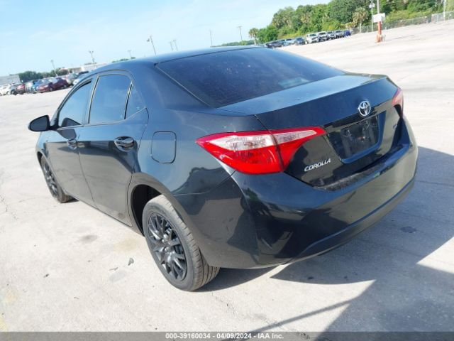 Photo 2 VIN: 2T1BURHE9KC223860 - TOYOTA COROLLA 