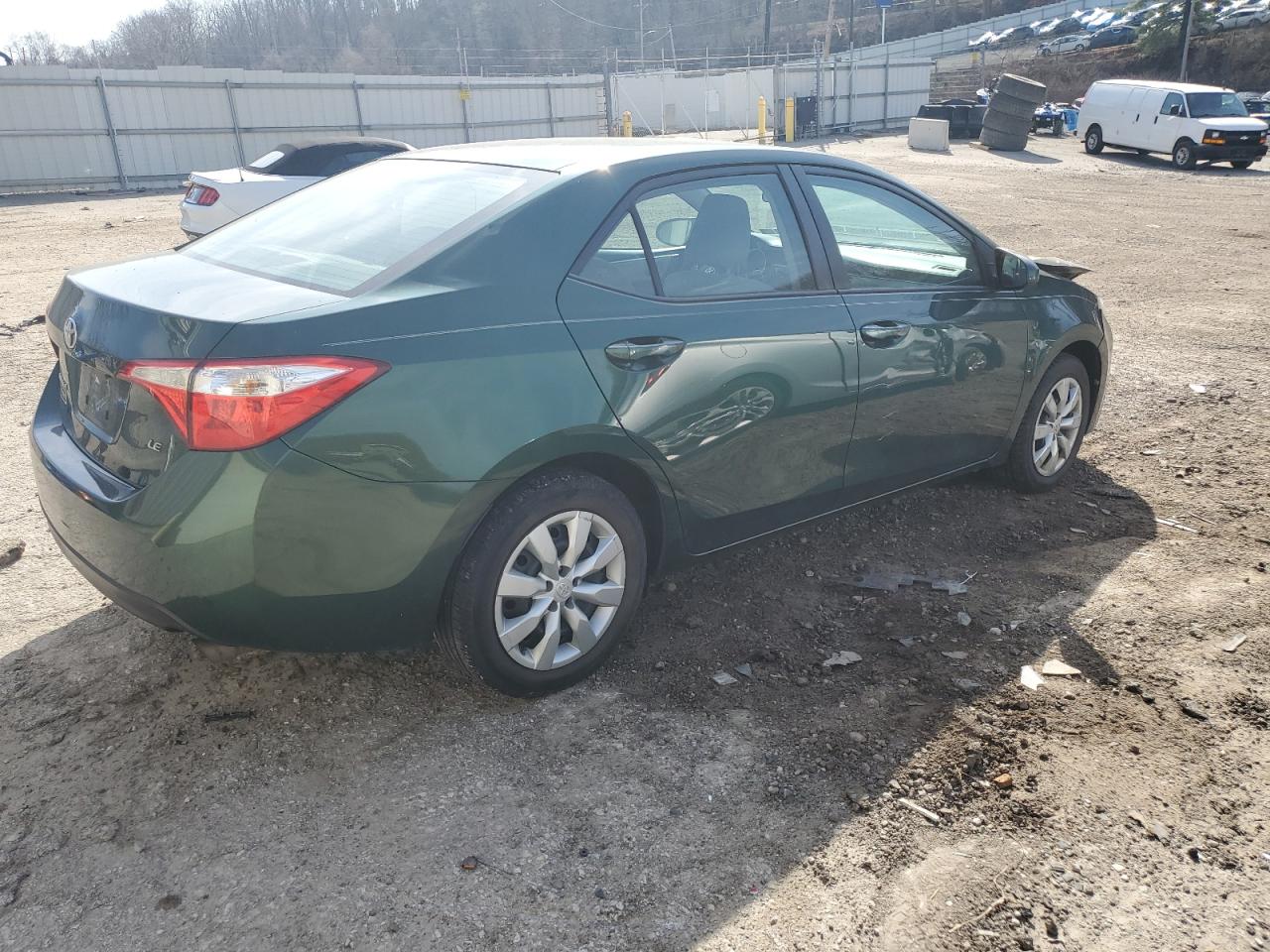 Photo 2 VIN: 2T1BURHEXFC294572 - TOYOTA COROLLA 