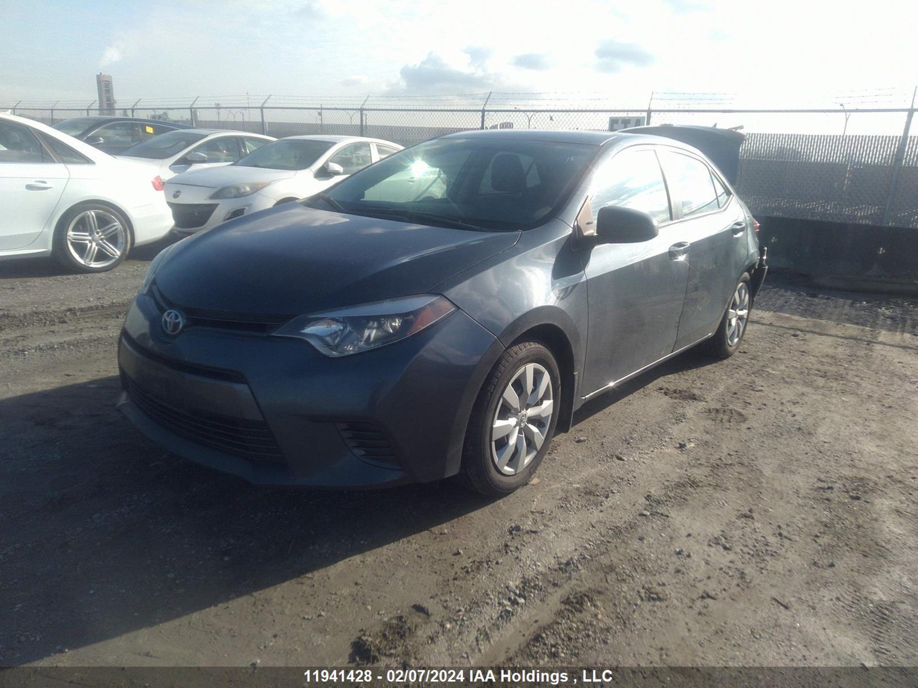 Photo 1 VIN: 2T1BURHEXFC321608 - TOYOTA COROLLA 