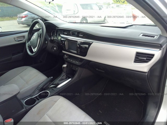 Photo 4 VIN: 2T1BURHEXFC325903 - TOYOTA COROLLA 