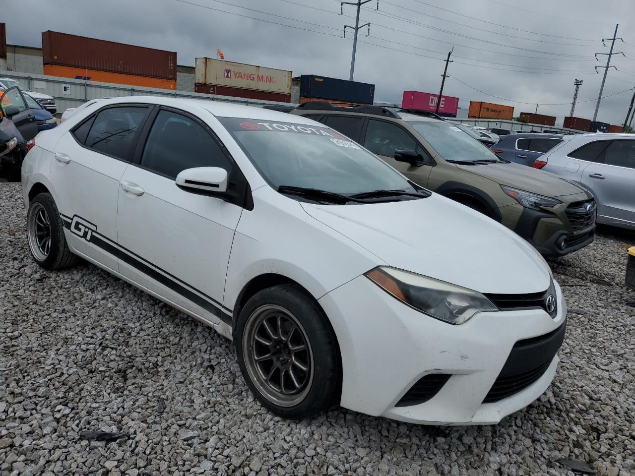 Photo 3 VIN: 2T1BURHEXFC330468 - TOYOTA COROLLA 