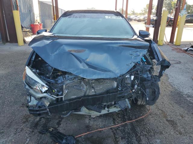 Photo 4 VIN: 2T1BURHEXFC445670 - TOYOTA COROLLA L 