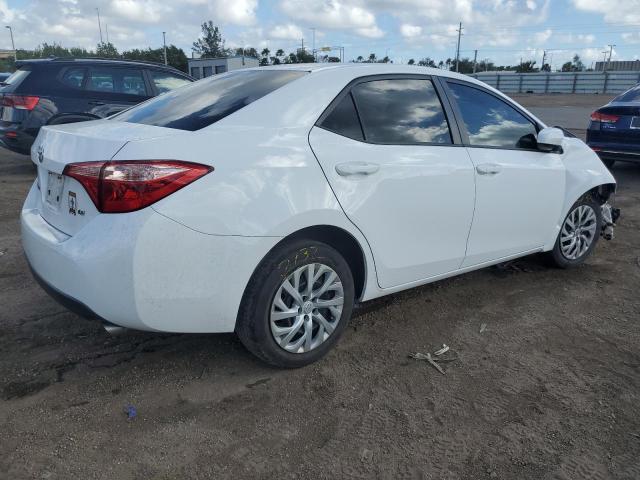 Photo 2 VIN: 2T1BURHEXHC868011 - TOYOTA COROLLA L 