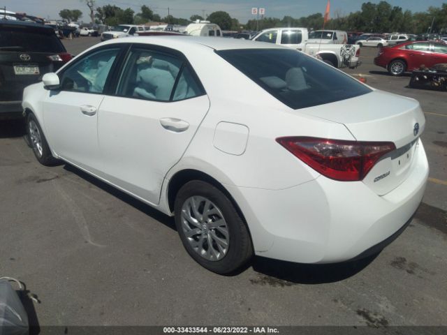 Photo 2 VIN: 2T1BURHEXJC009538 - TOYOTA COROLLA 