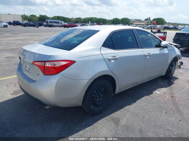 Photo 3 VIN: 2T1BURHEXJC027277 - TOYOTA COROLLA 