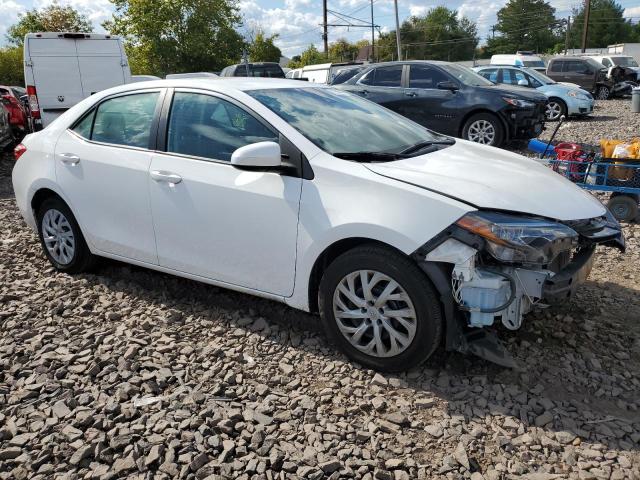 Photo 3 VIN: 2T1BURHEXJC027425 - TOYOTA COROLLA L 