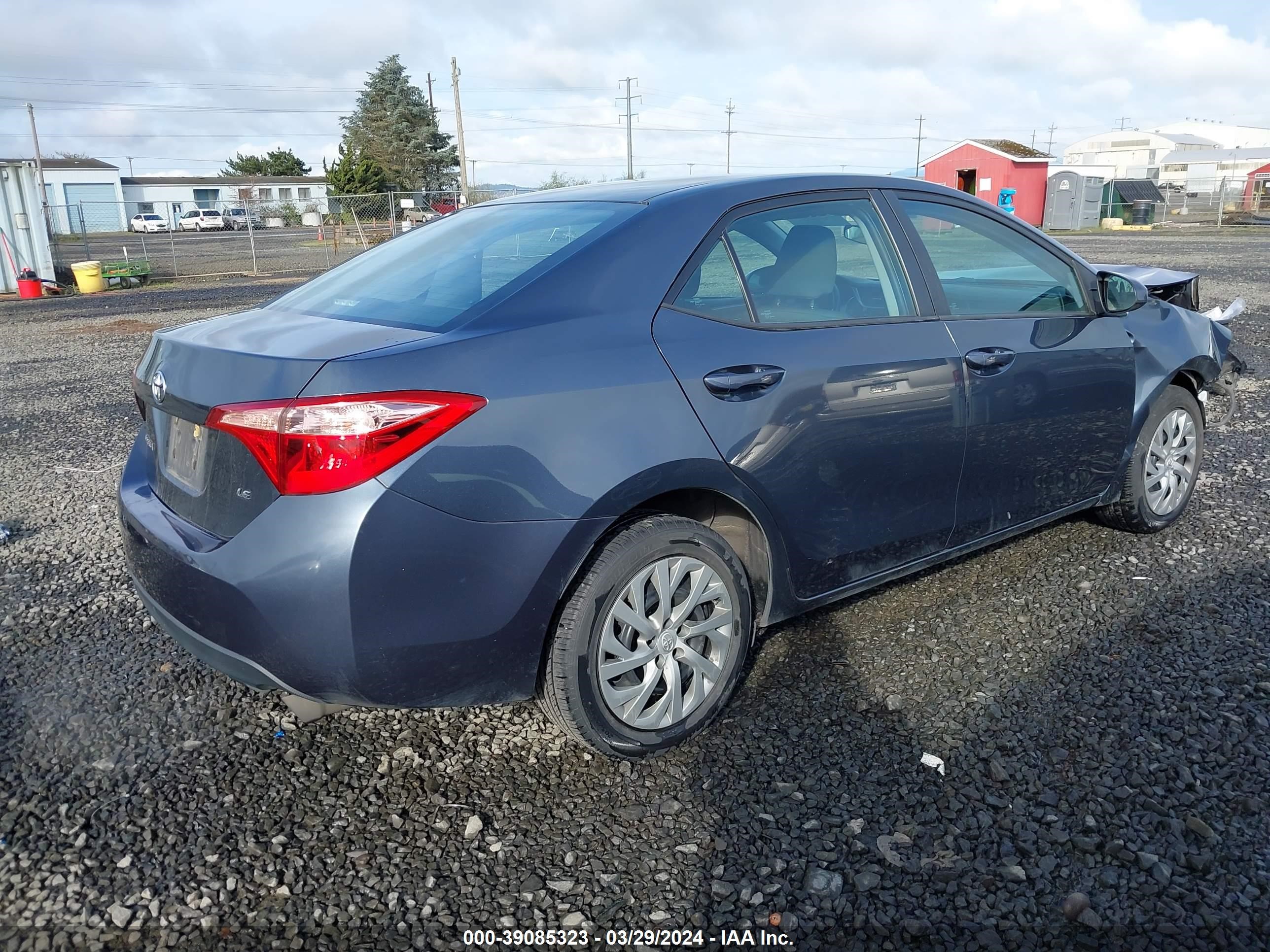 Photo 3 VIN: 2T1BURHEXJC035282 - TOYOTA COROLLA 