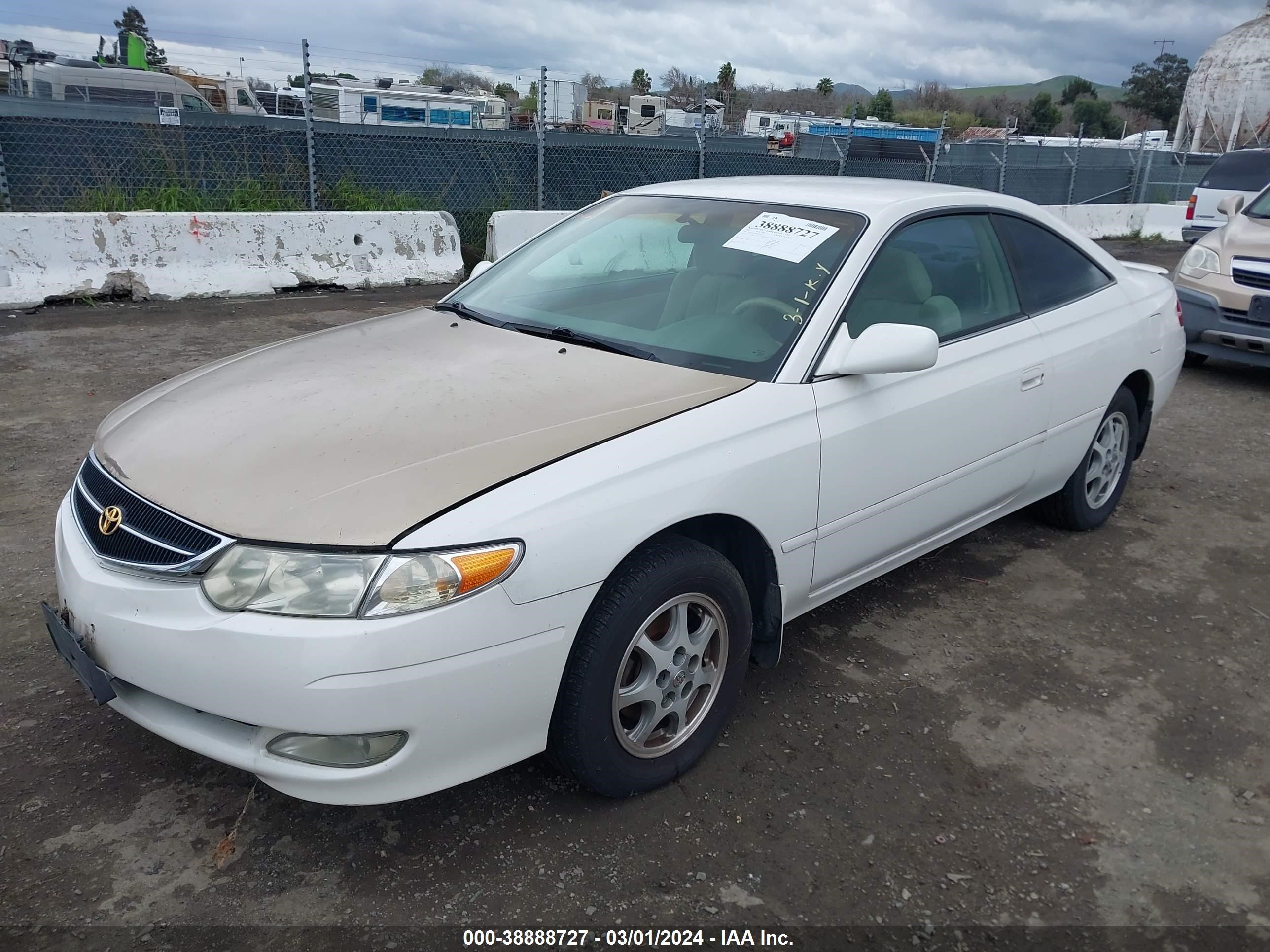 Photo 1 VIN: 2T1CE22P12C015037 - TOYOTA CAMRY SOLARA 