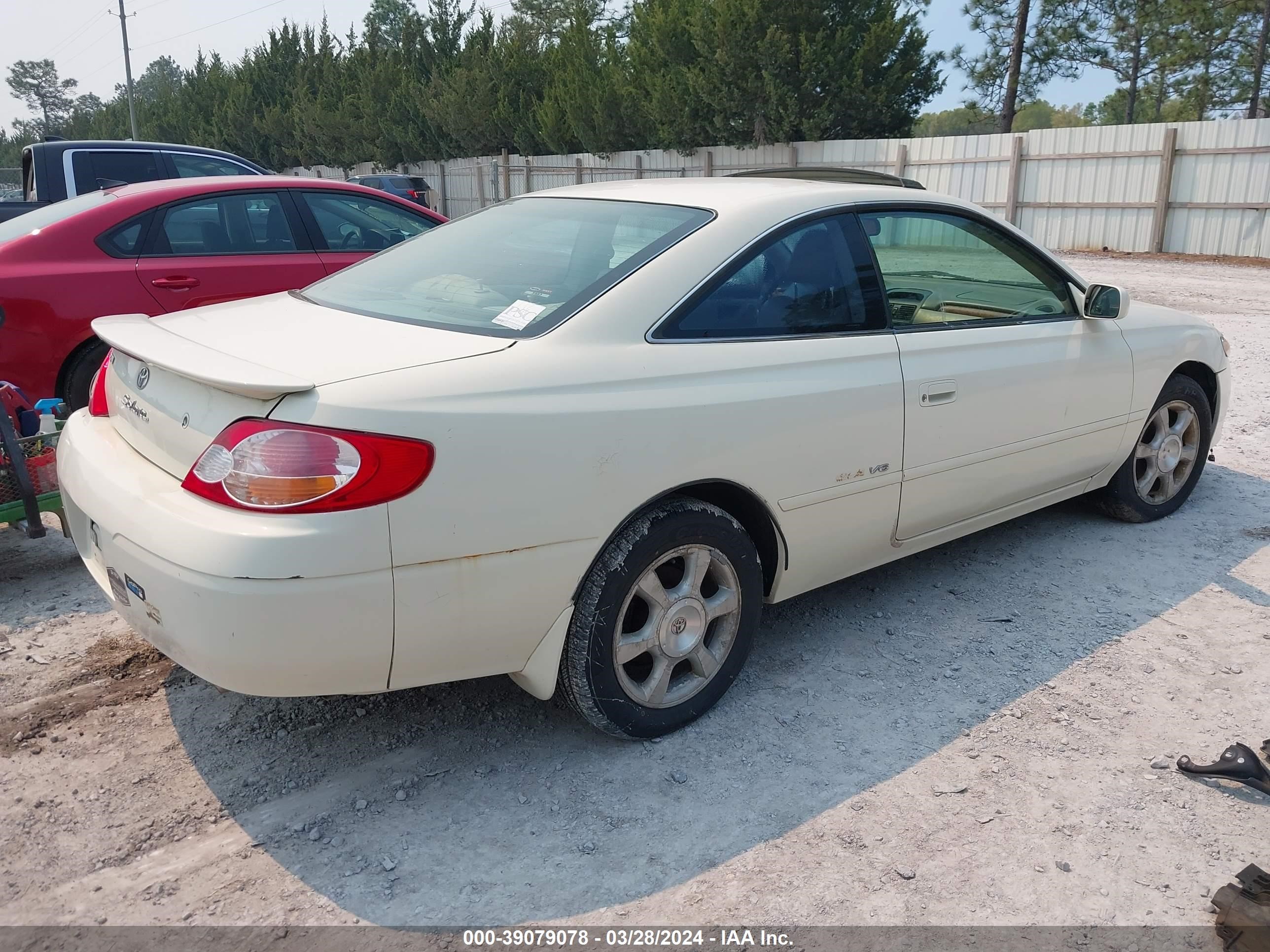 Photo 3 VIN: 2T1CF22P22C586078 - TOYOTA CAMRY SOLARA 