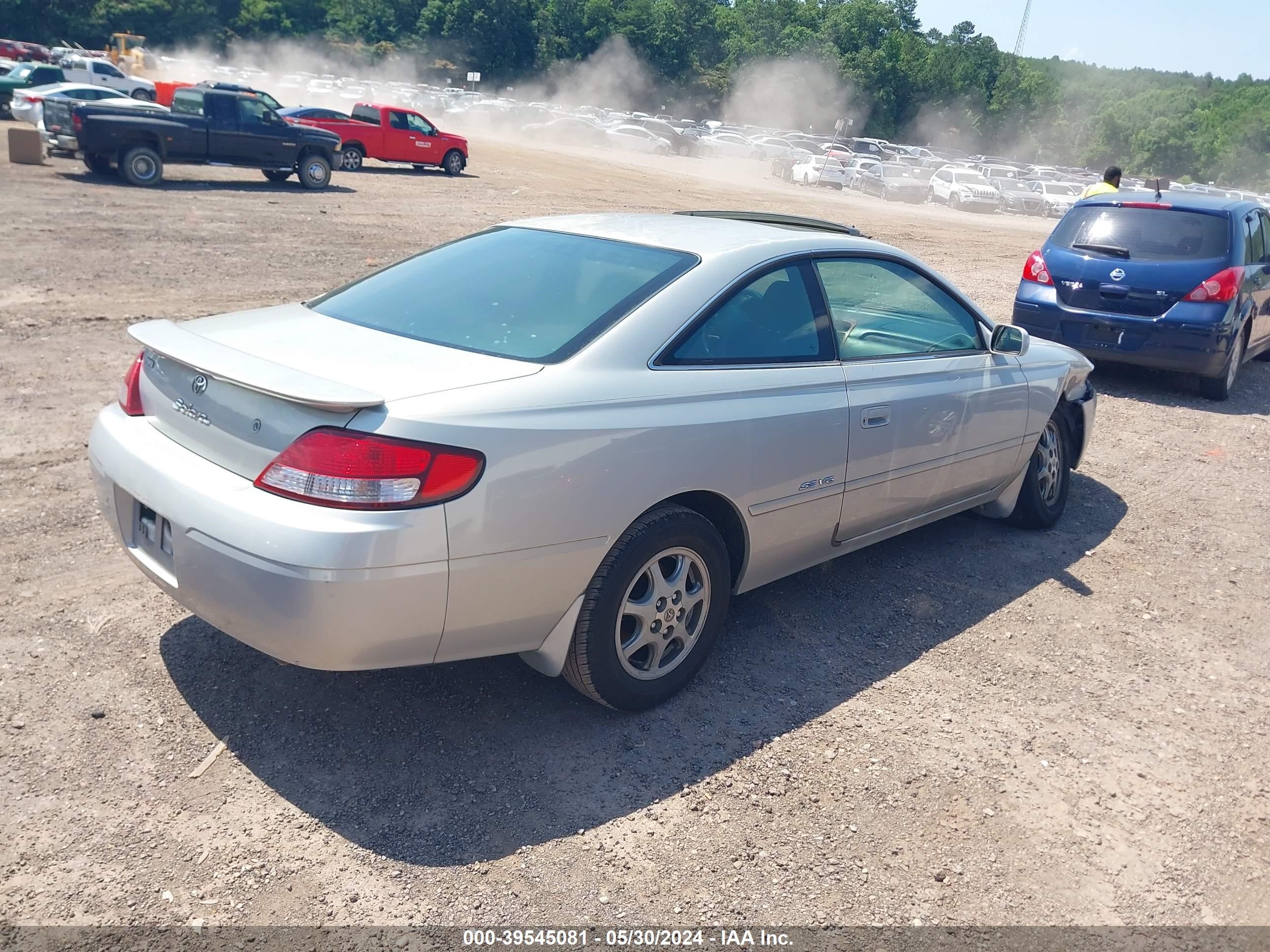 Photo 3 VIN: 2T1CF22P2XC114874 - TOYOTA CAMRY SOLARA 