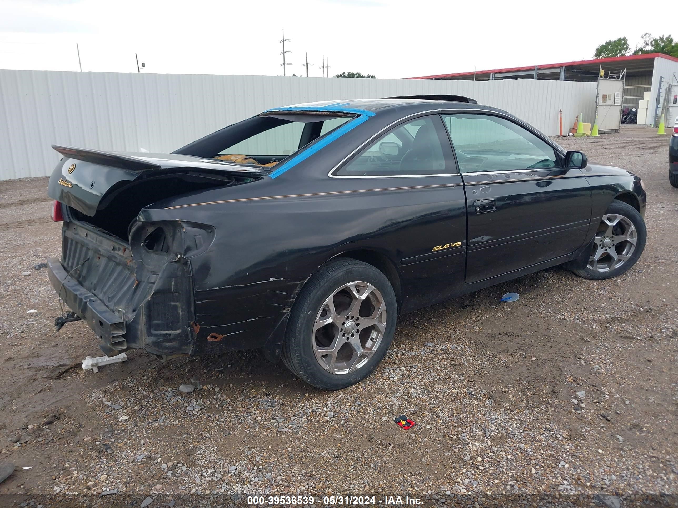 Photo 3 VIN: 2T1CF22P3XC257221 - TOYOTA CAMRY SOLARA 