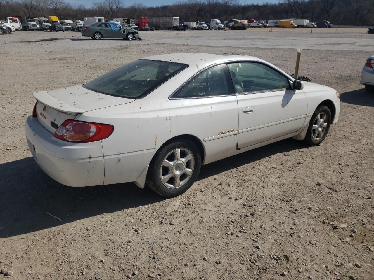 Photo 2 VIN: 2T1CF22P62C587704 - TOYOTA CAMRY SOLARA 