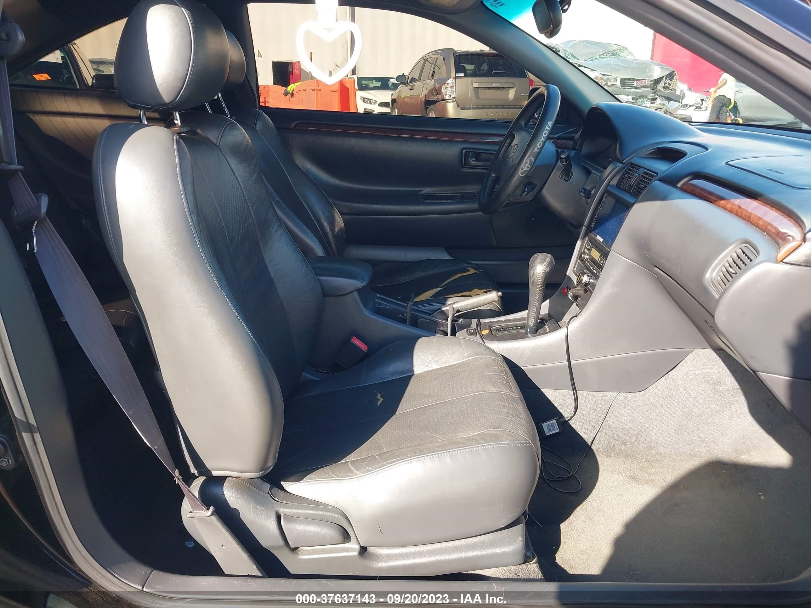 Photo 4 VIN: 2T1CF22P7XC197962 - TOYOTA CAMRY SOLARA 