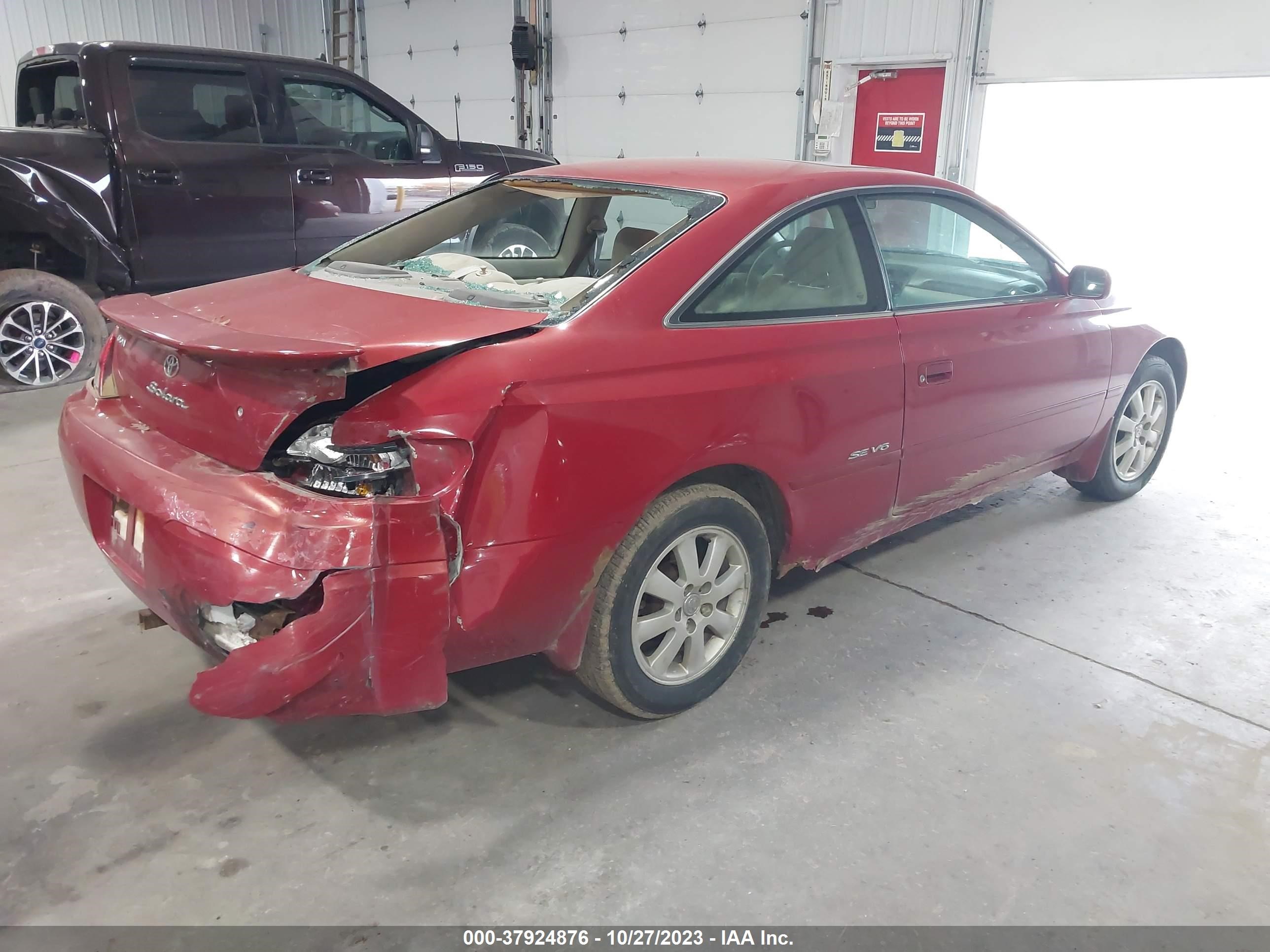 Photo 3 VIN: 2T1CF22P8YC294296 - TOYOTA CAMRY SOLARA 