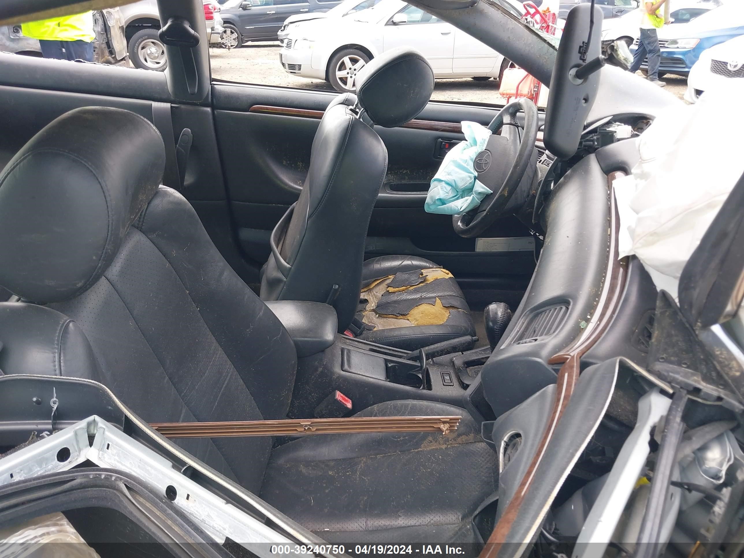 Photo 4 VIN: 2T1CF22P9XC141604 - TOYOTA CAMRY SOLARA 