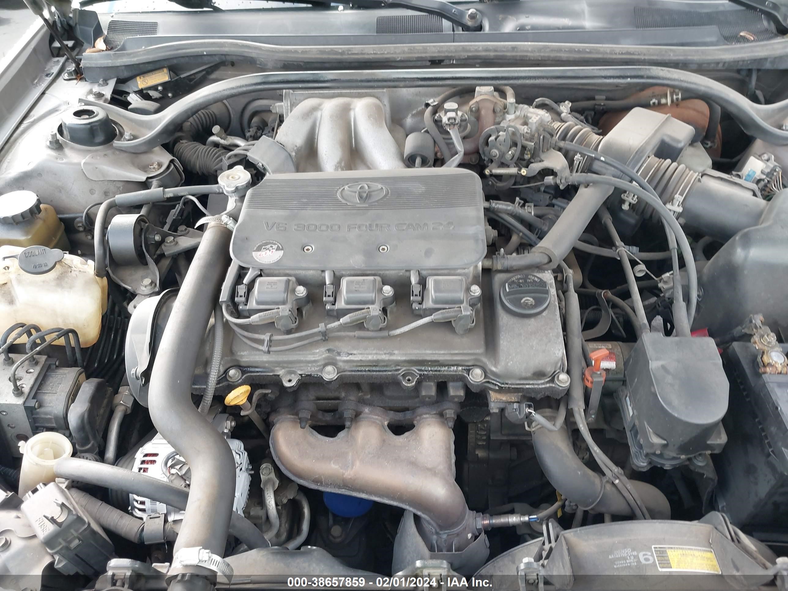 Photo 9 VIN: 2T1CF22P9XC170200 - TOYOTA CAMRY SOLARA 