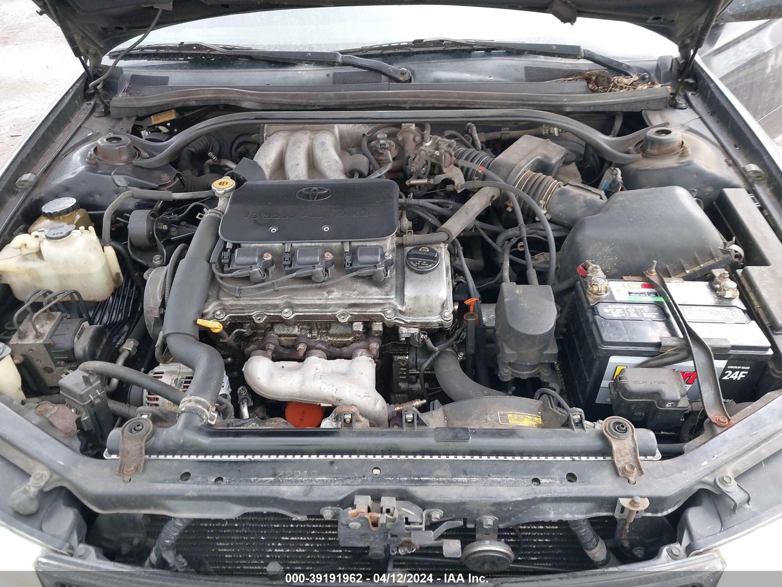 Photo 9 VIN: 2T1CF28P0YC290248 - TOYOTA CAMRY SOLARA 