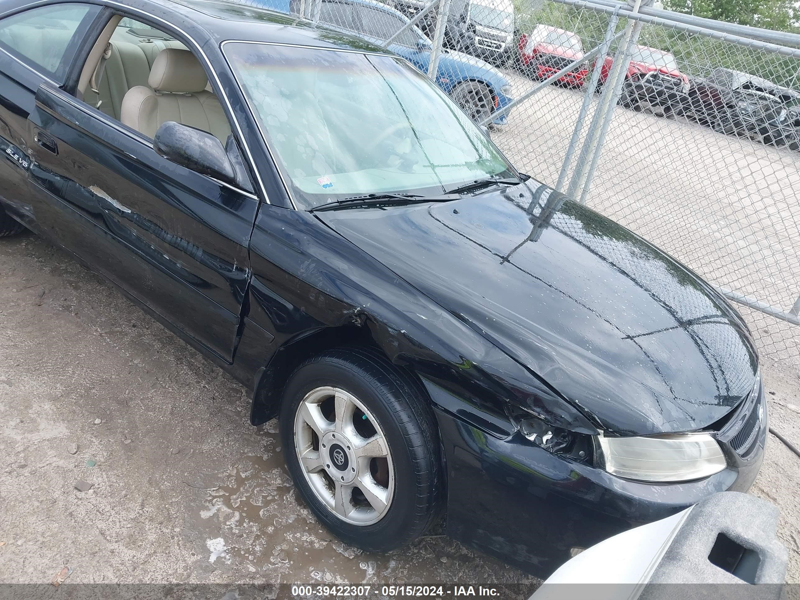 Photo 0 VIN: 2T1CF28P0YC384100 - TOYOTA CAMRY SOLARA 