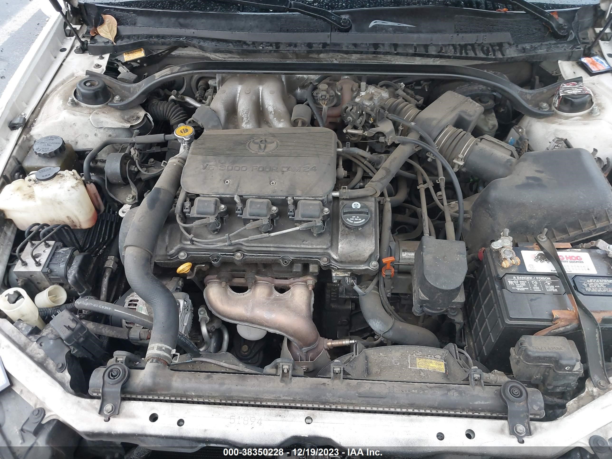 Photo 9 VIN: 2T1CF28P1XC227285 - TOYOTA CAMRY SOLARA 