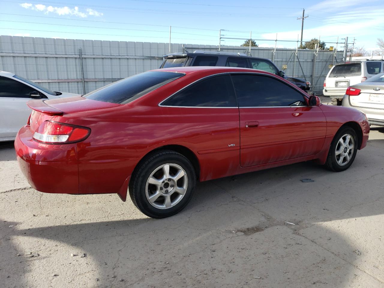 Photo 2 VIN: 2T1CF28P3XC197982 - TOYOTA CAMRY SOLARA 