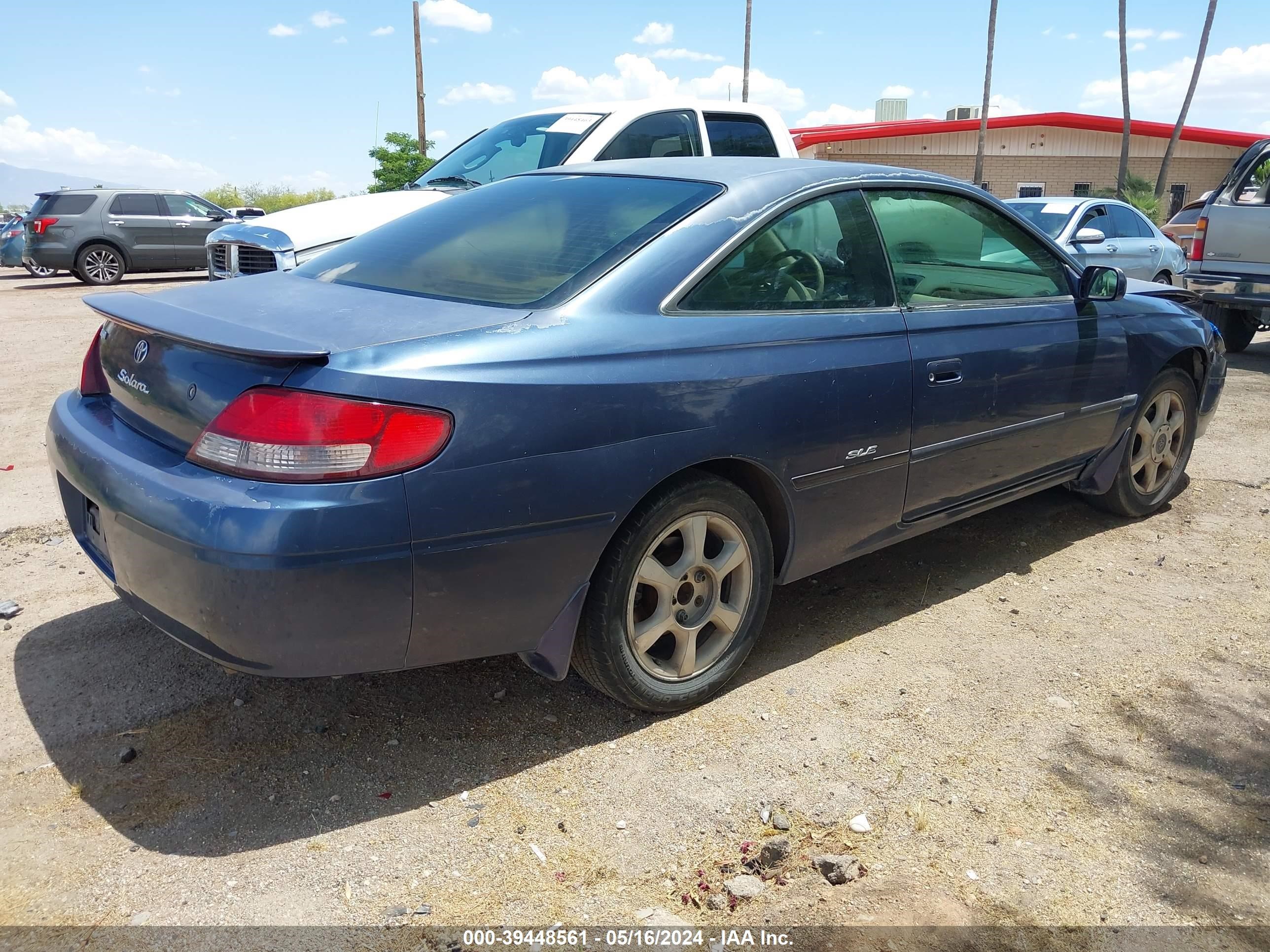 Photo 3 VIN: 2T1CF28P4YC275381 - TOYOTA CAMRY SOLARA 