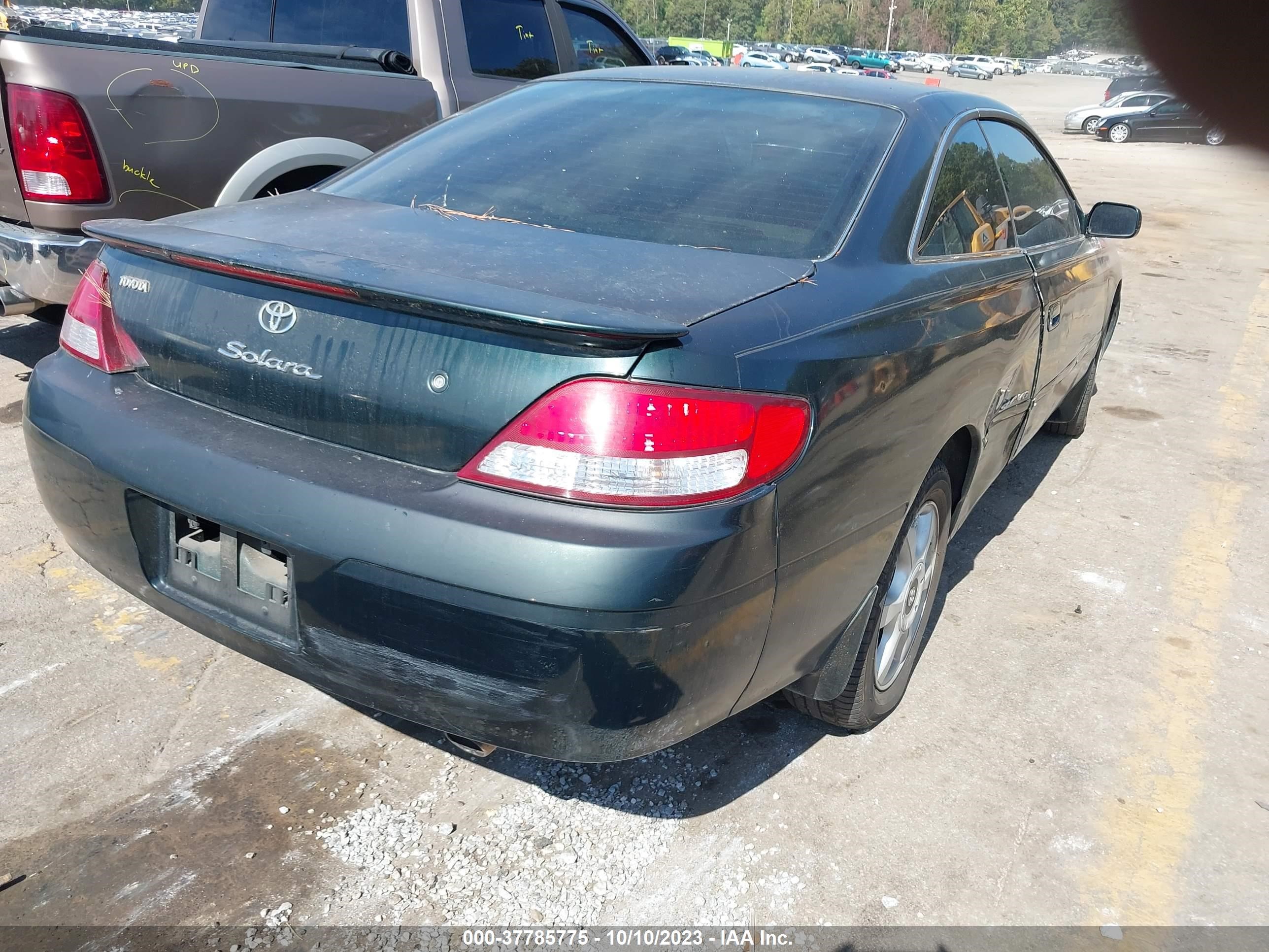 Photo 3 VIN: 2T1CF28P4YC380955 - TOYOTA CAMRY SOLARA 