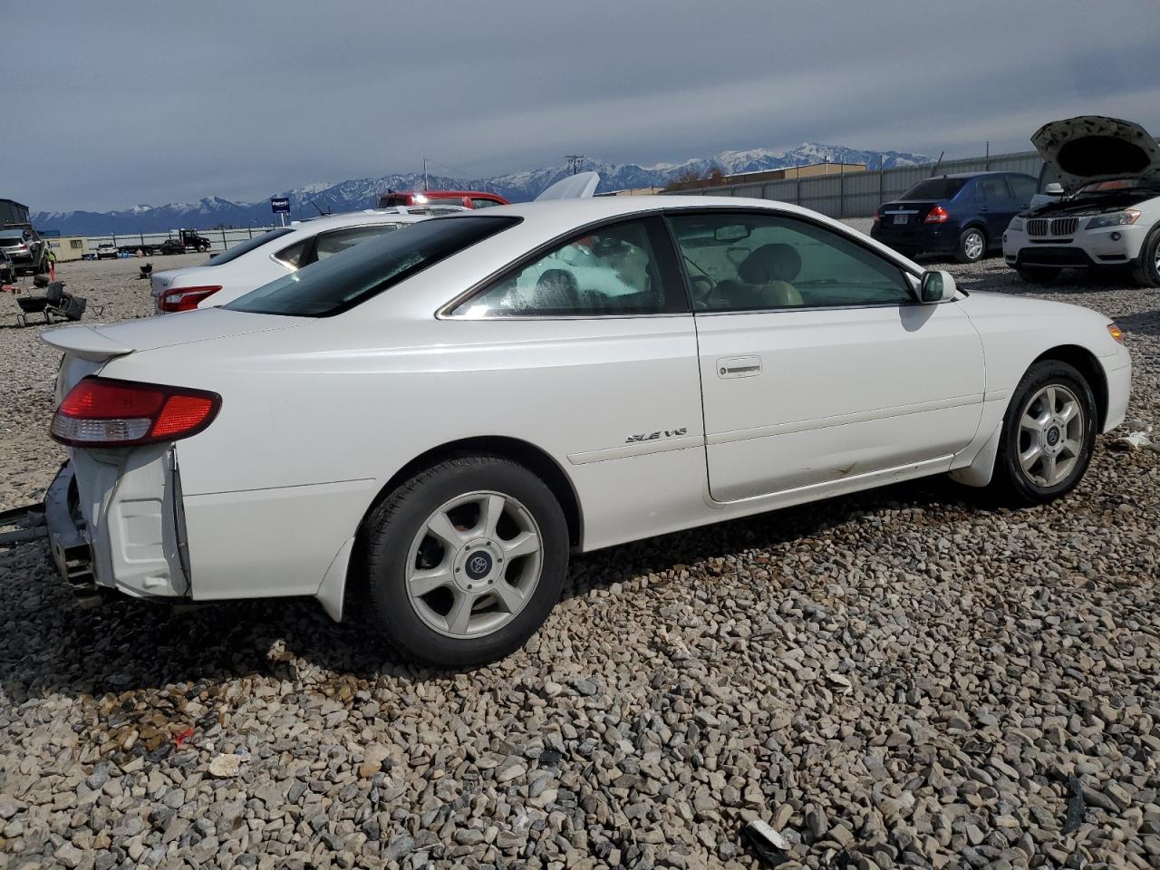 Photo 2 VIN: 2T1CF28P5YC396193 - TOYOTA CAMRY SOLARA 