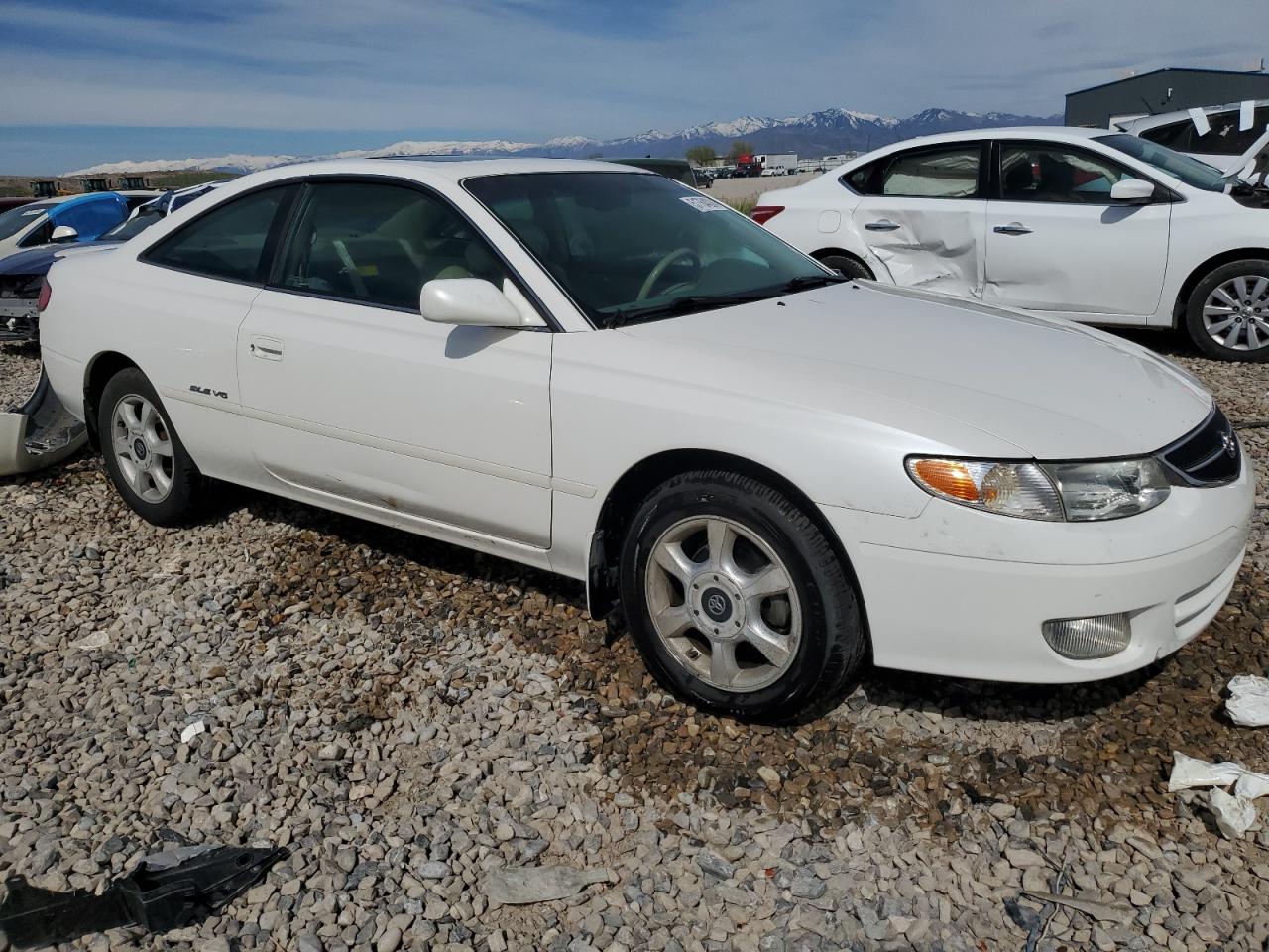 Photo 3 VIN: 2T1CF28P5YC396193 - TOYOTA CAMRY SOLARA 