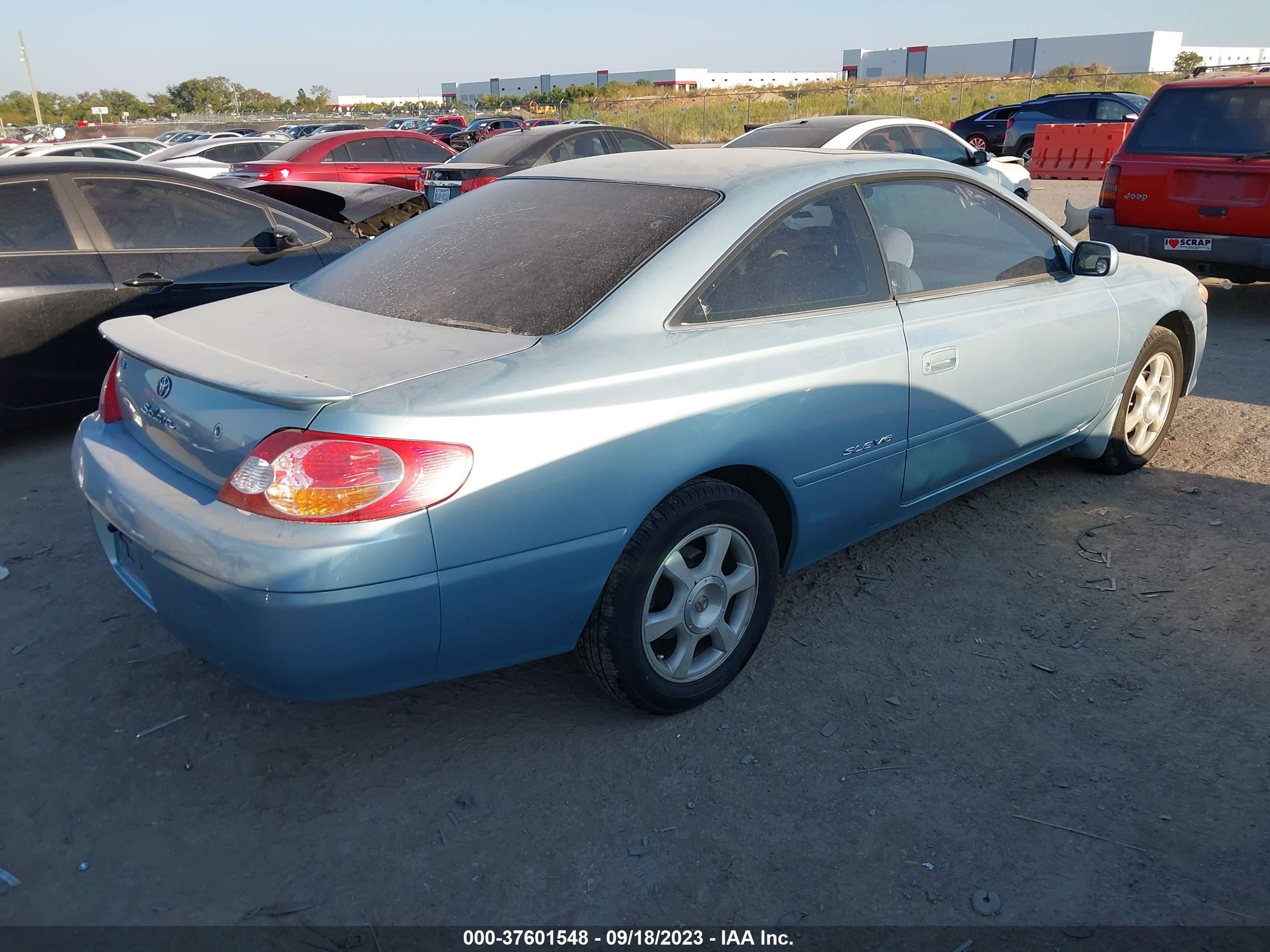 Photo 3 VIN: 2T1CF28P72C592949 - TOYOTA CAMRY SOLARA 