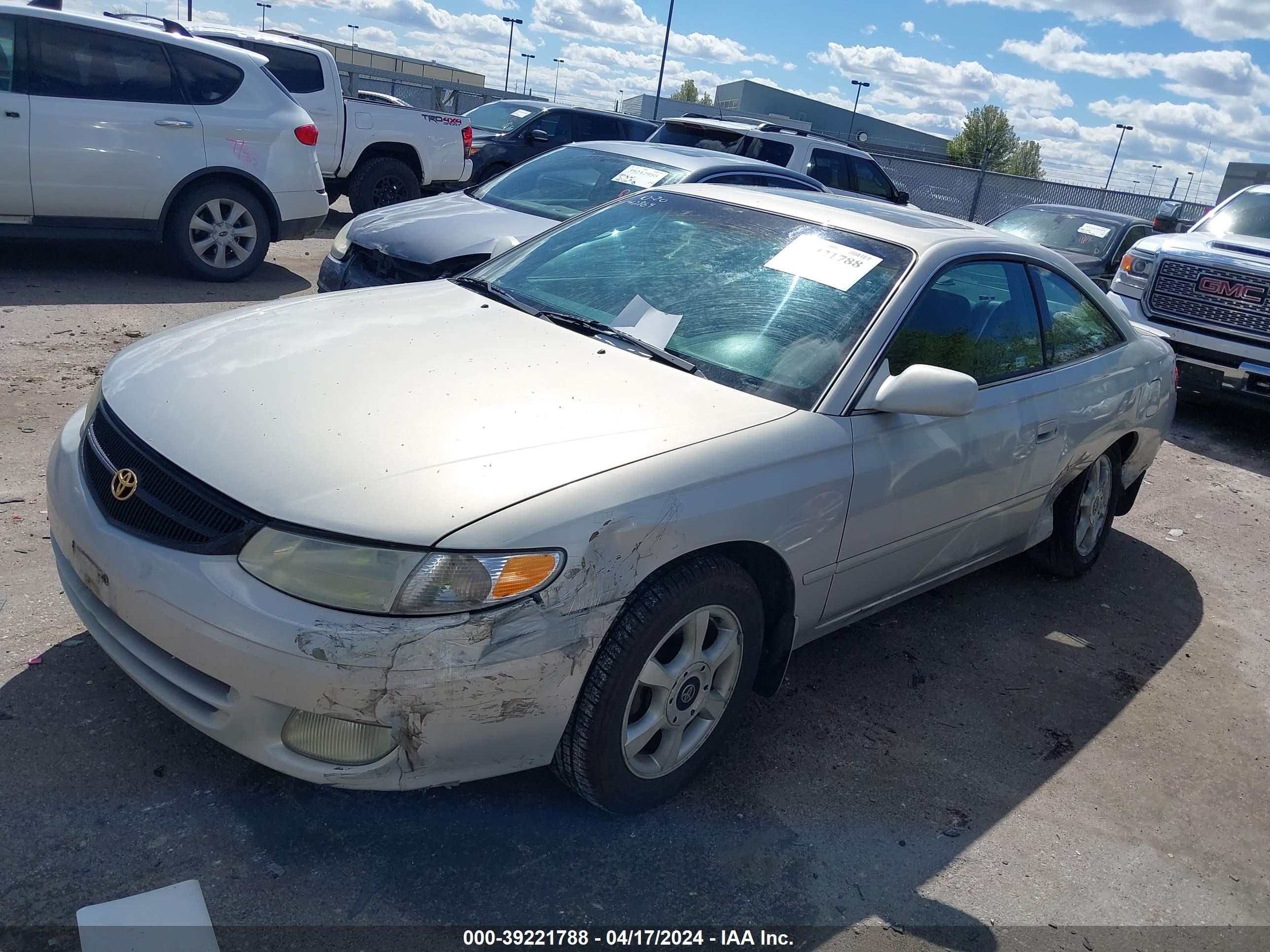 Photo 1 VIN: 2T1CF28P8YC263329 - TOYOTA CAMRY SOLARA 