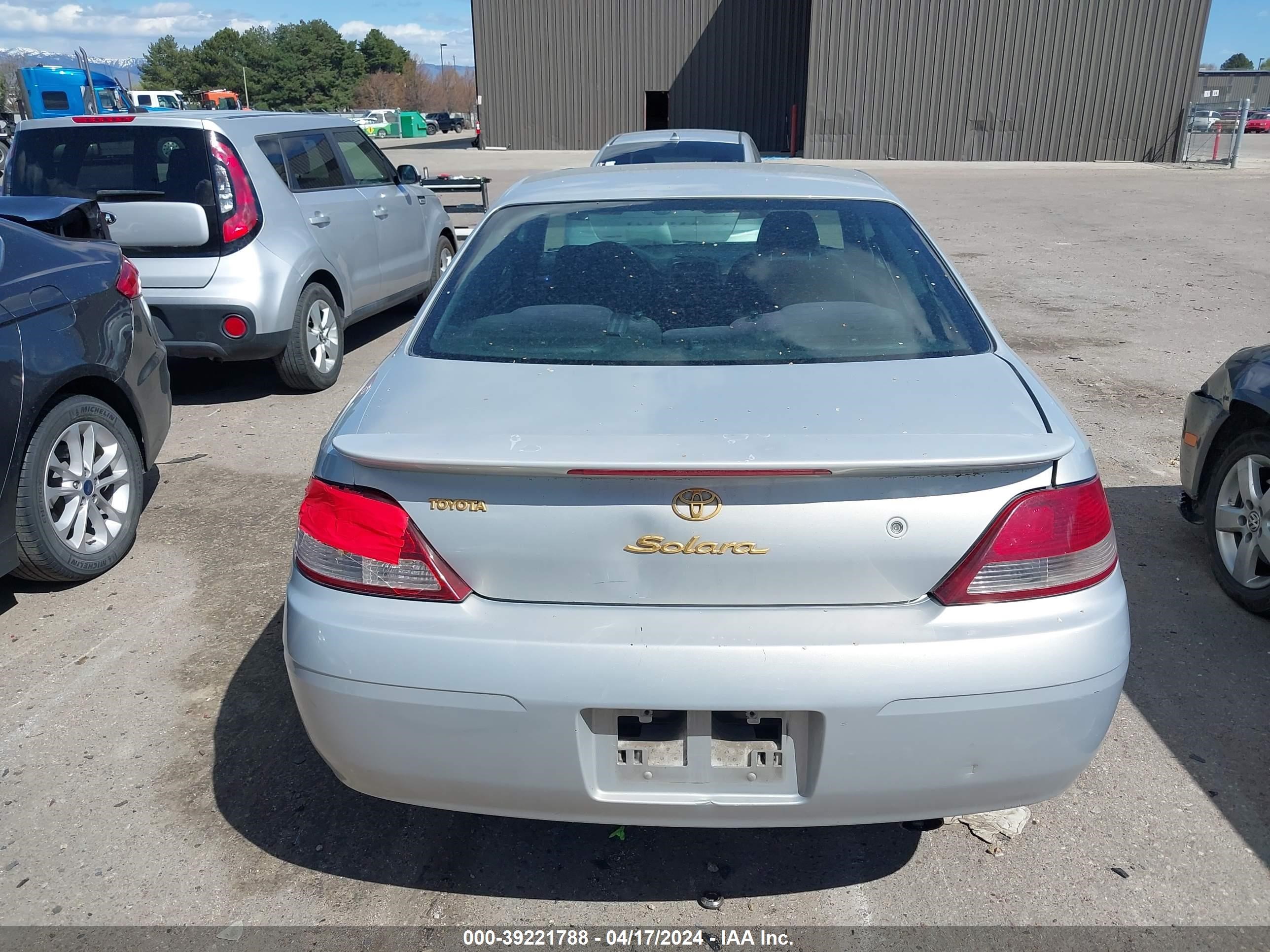 Photo 15 VIN: 2T1CF28P8YC263329 - TOYOTA CAMRY SOLARA 