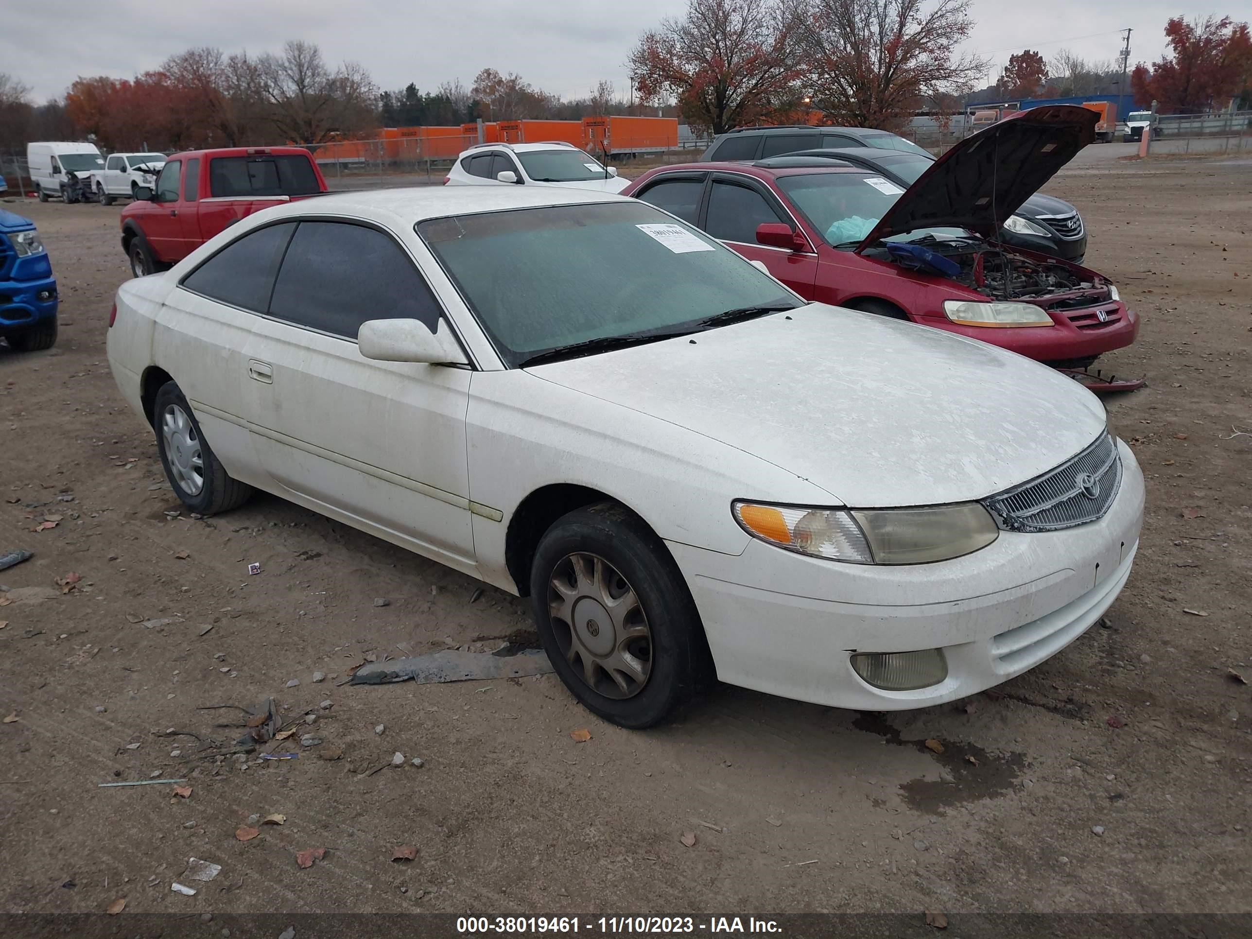 Photo 0 VIN: 2T1CG22P0YC332102 - TOYOTA CAMRY SOLARA 