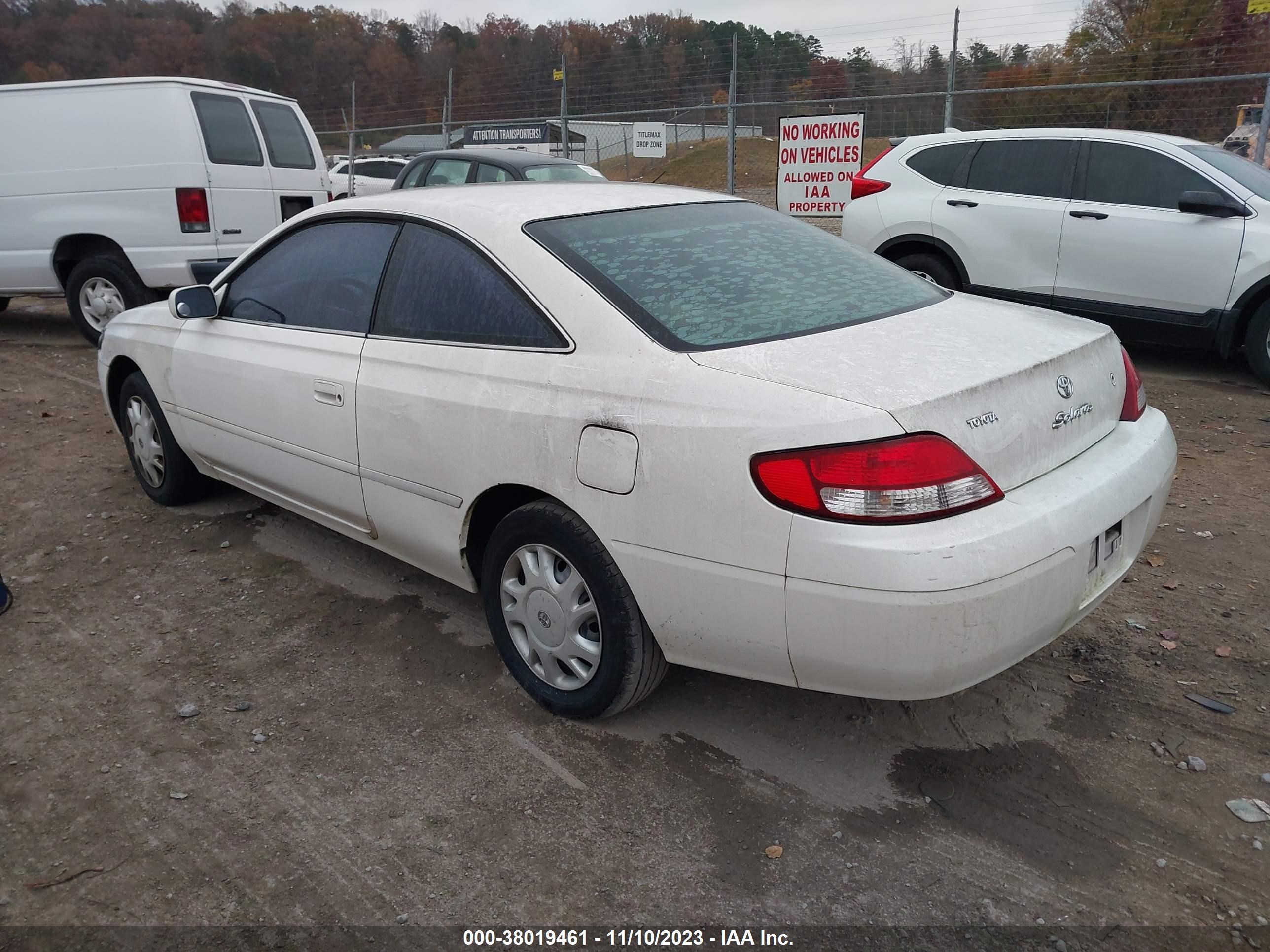 Photo 2 VIN: 2T1CG22P0YC332102 - TOYOTA CAMRY SOLARA 