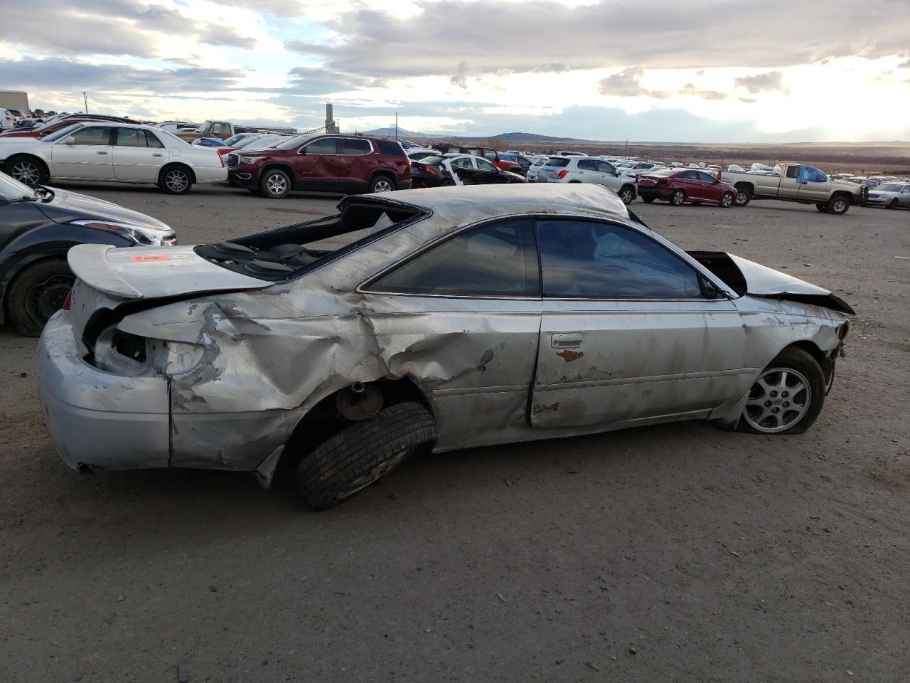 Photo 2 VIN: 2T1CG22P7YC412481 - TOYOTA CAMRY SOLARA 