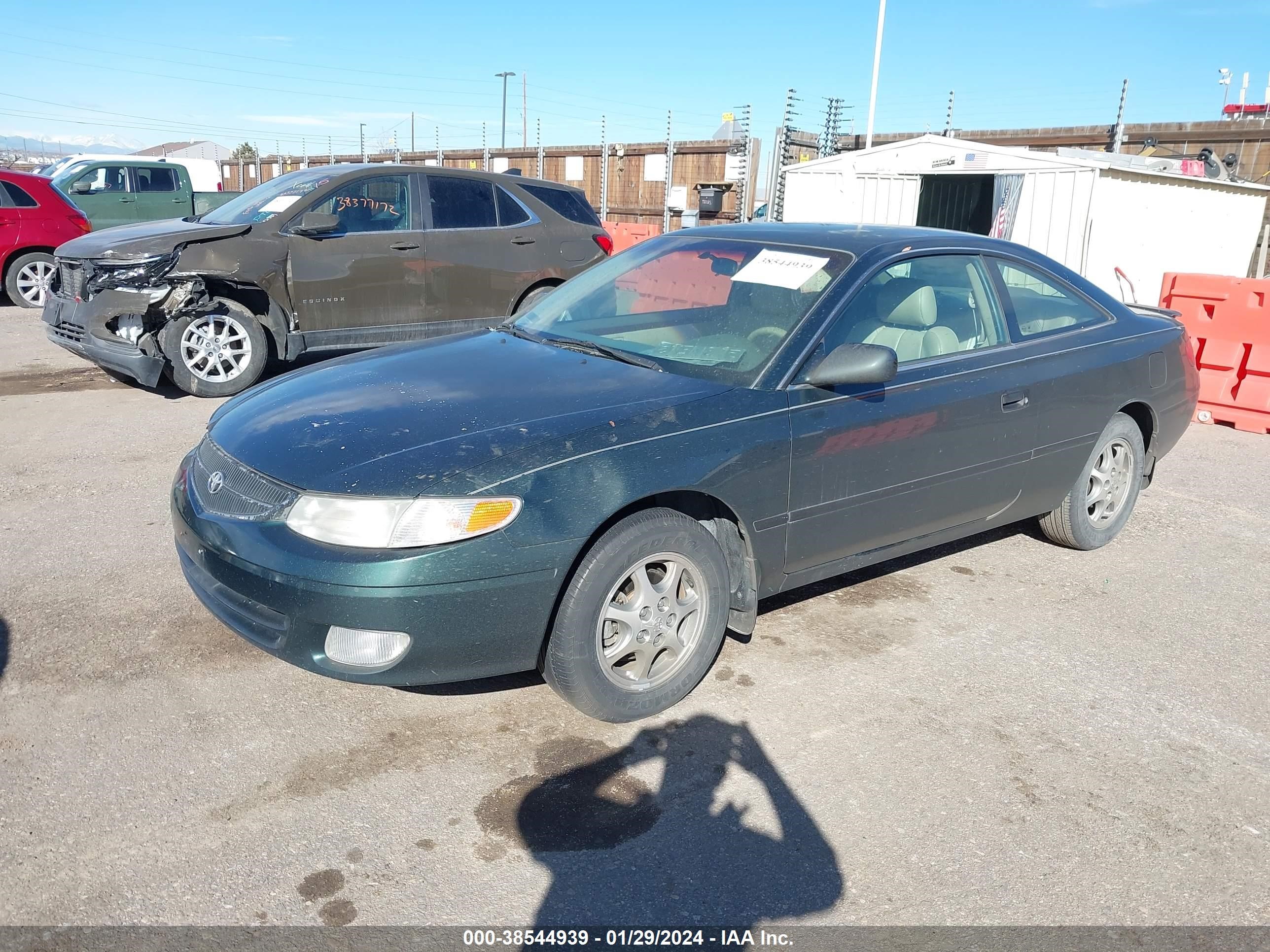 Photo 1 VIN: 2T1CG22P8XC184666 - TOYOTA CAMRY SOLARA 