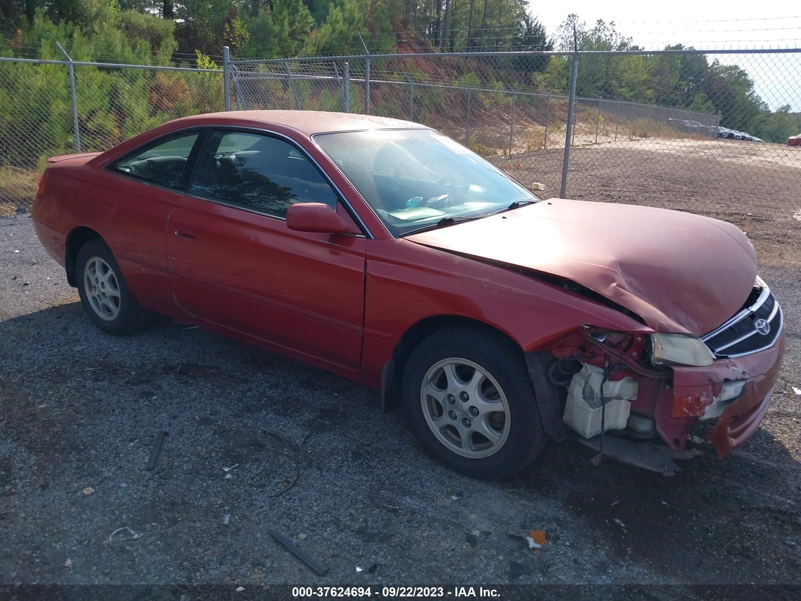 Photo 0 VIN: 2T1CG22P8YC393651 - TOYOTA CAMRY SOLARA 