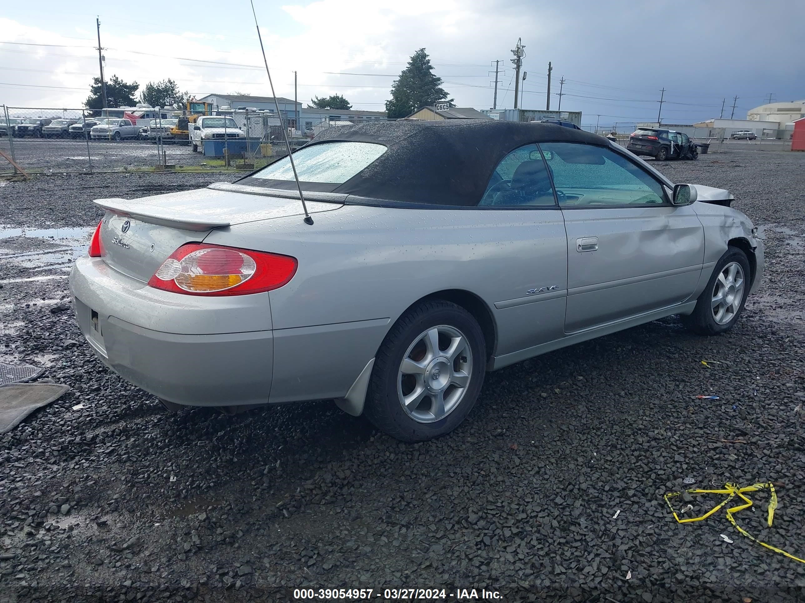 Photo 3 VIN: 2T1FF28P33C607574 - TOYOTA CAMRY SOLARA 