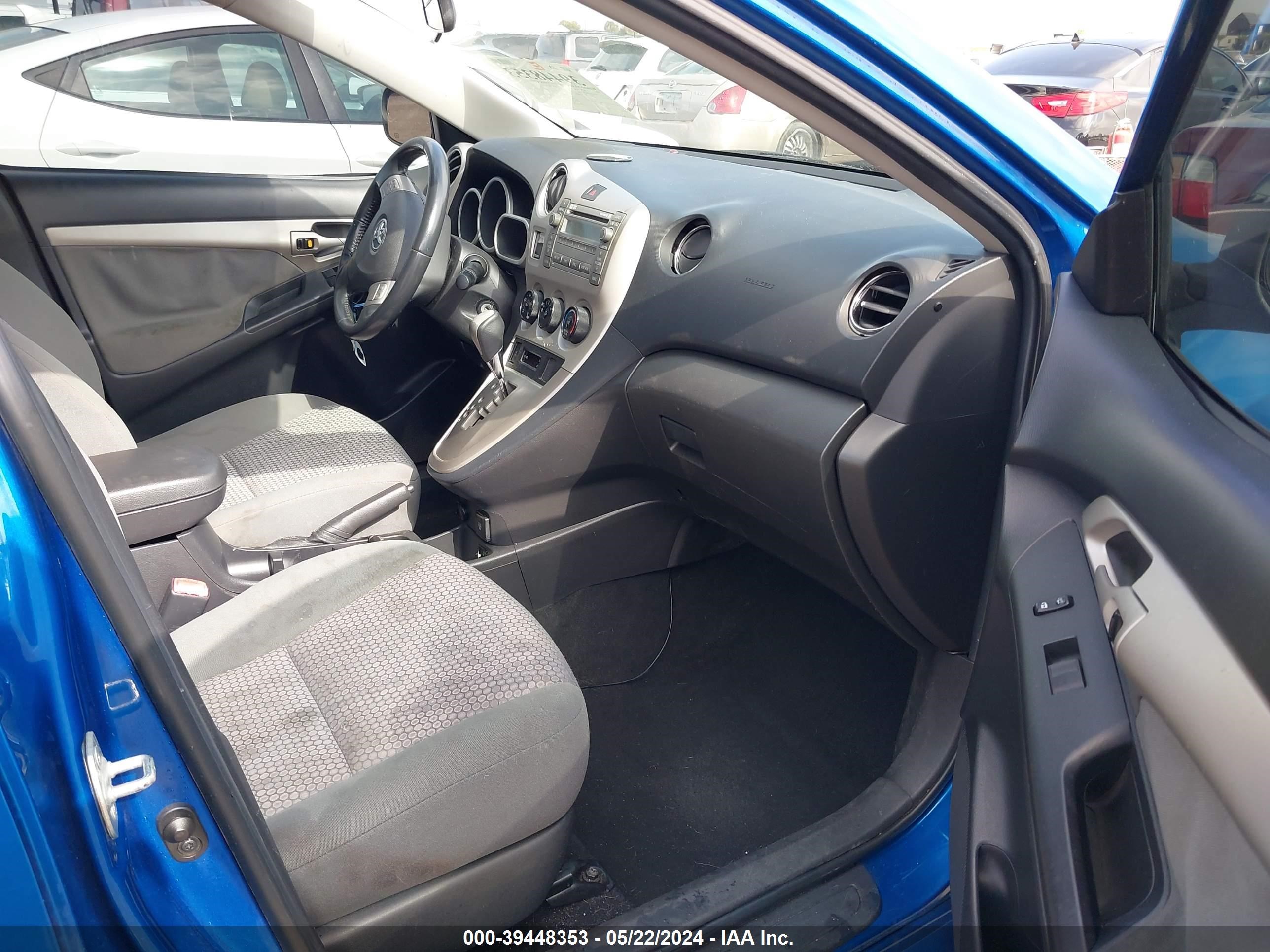 Photo 4 VIN: 2T1GE40E69C002129 - TOYOTA MATRIX 