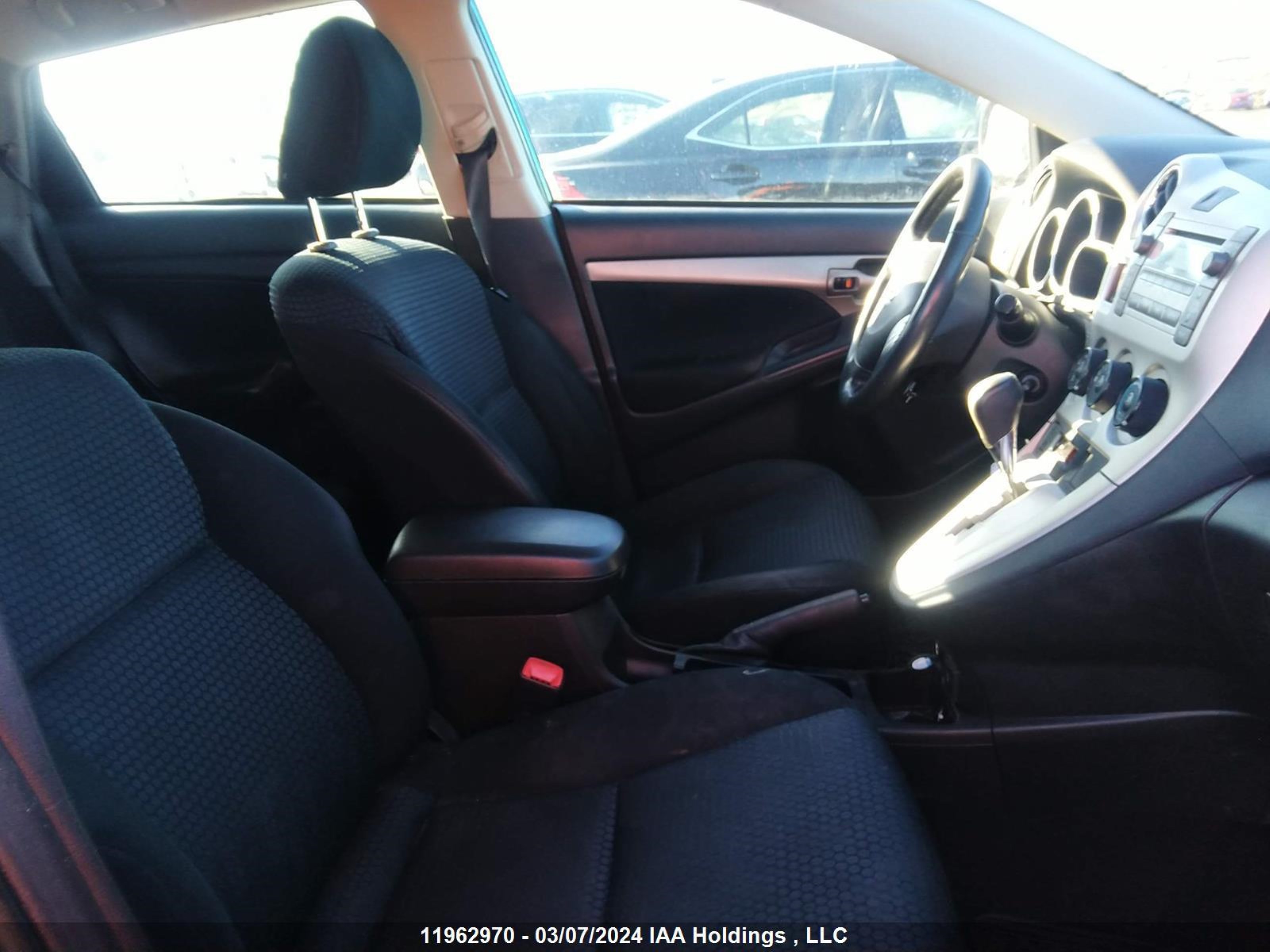 Photo 4 VIN: 2T1GE40E69C004267 - TOYOTA MATRIX 