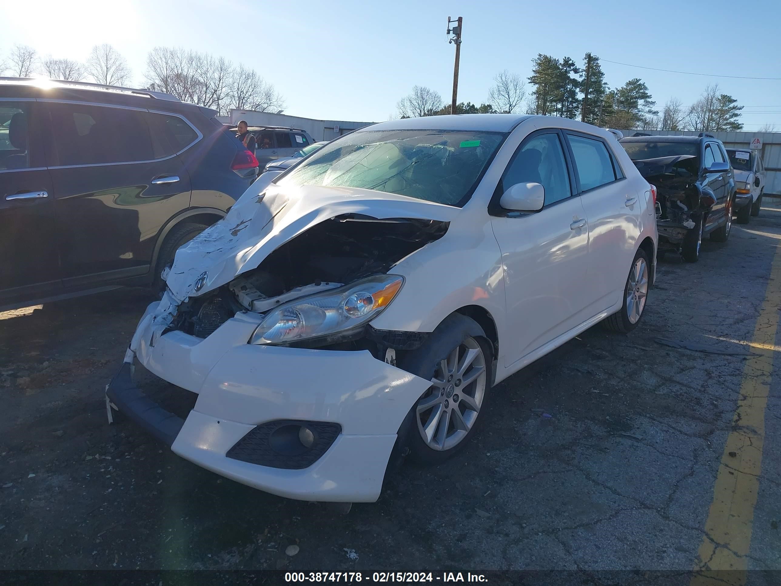 Photo 1 VIN: 2T1GE40EX9C005664 - TOYOTA MATRIX 