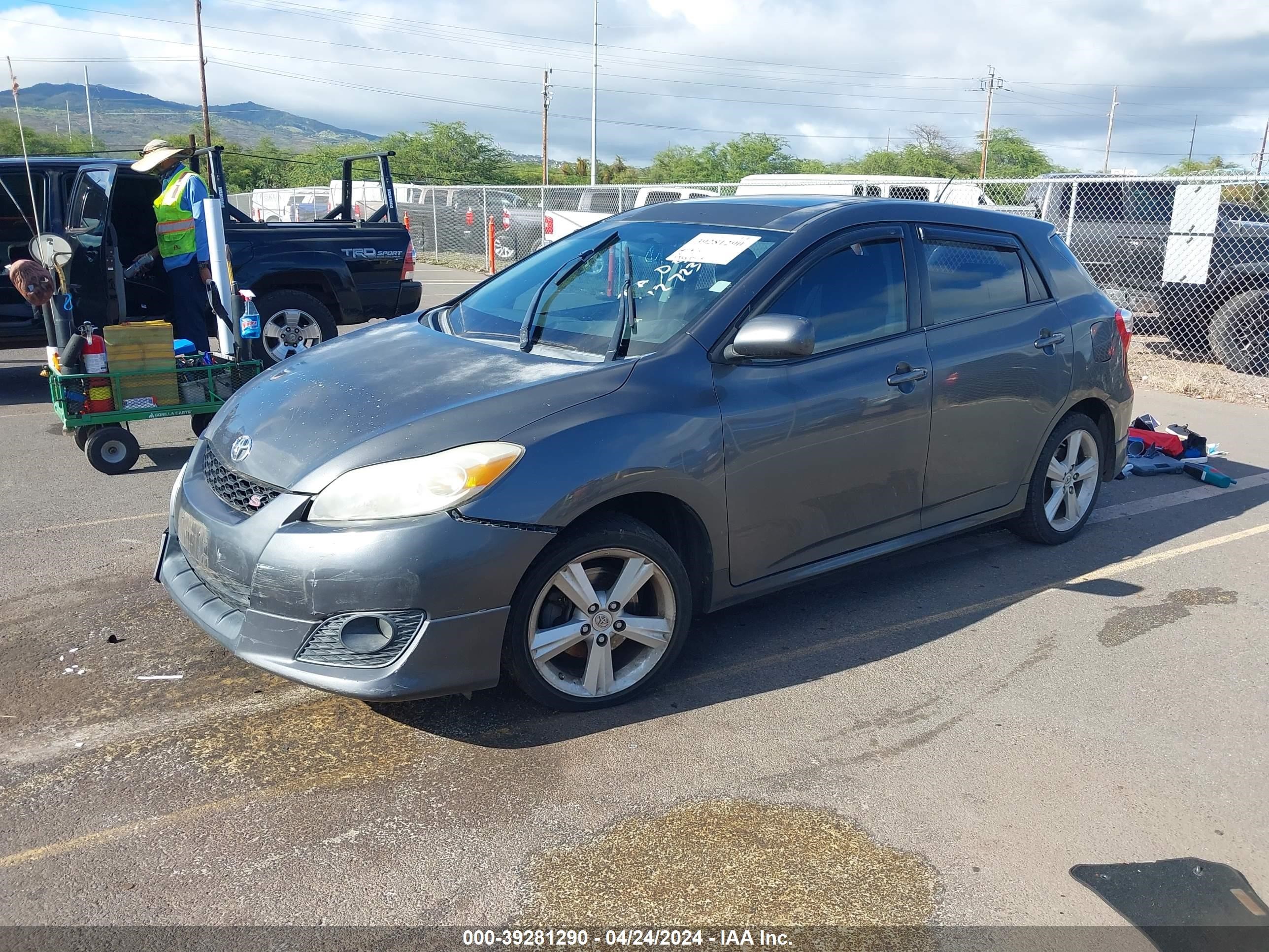 Photo 1 VIN: 2T1KE40E09C010852 - TOYOTA MATRIX 