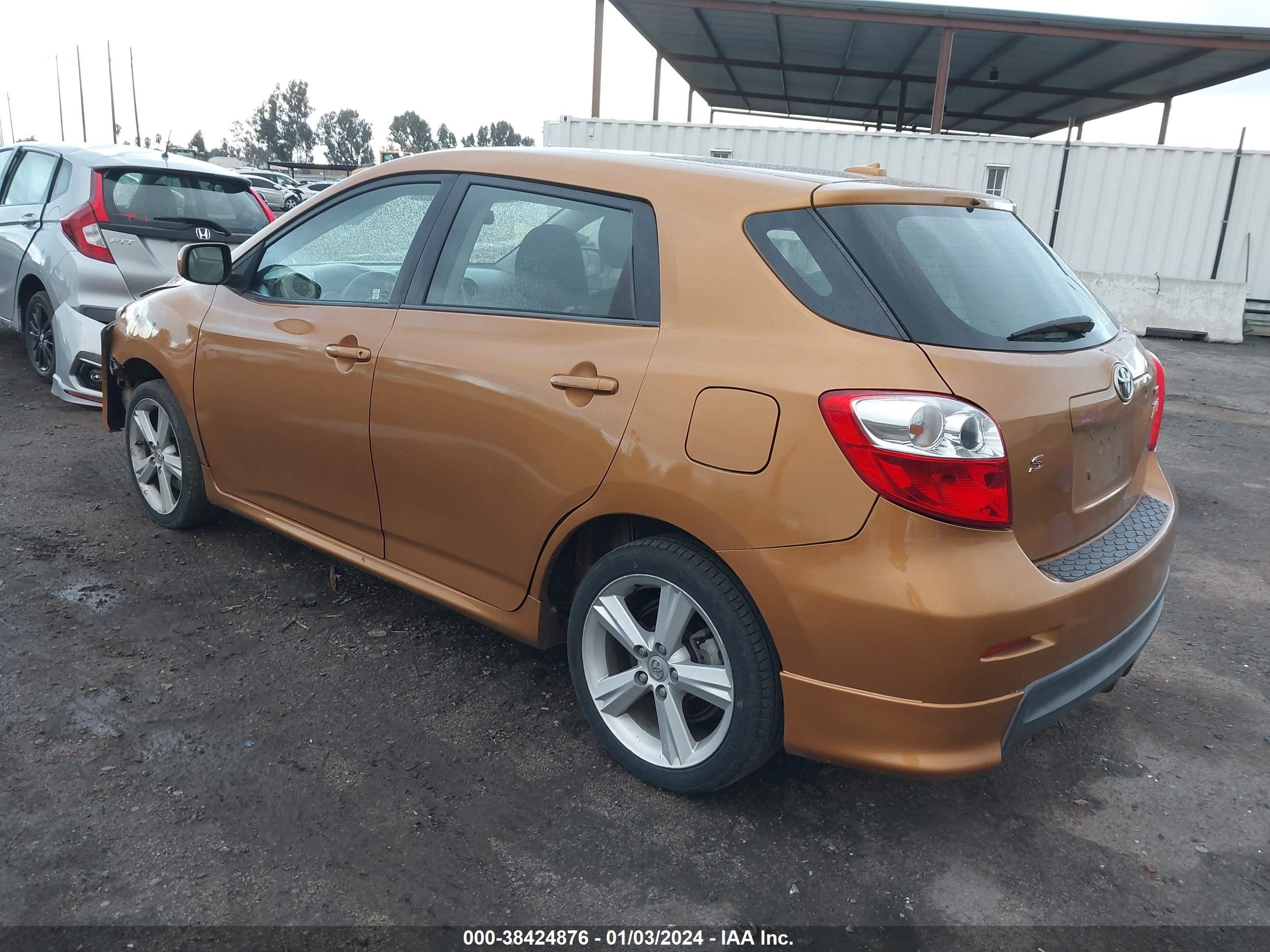 Photo 2 VIN: 2T1KE40E09C025836 - TOYOTA MATRIX 