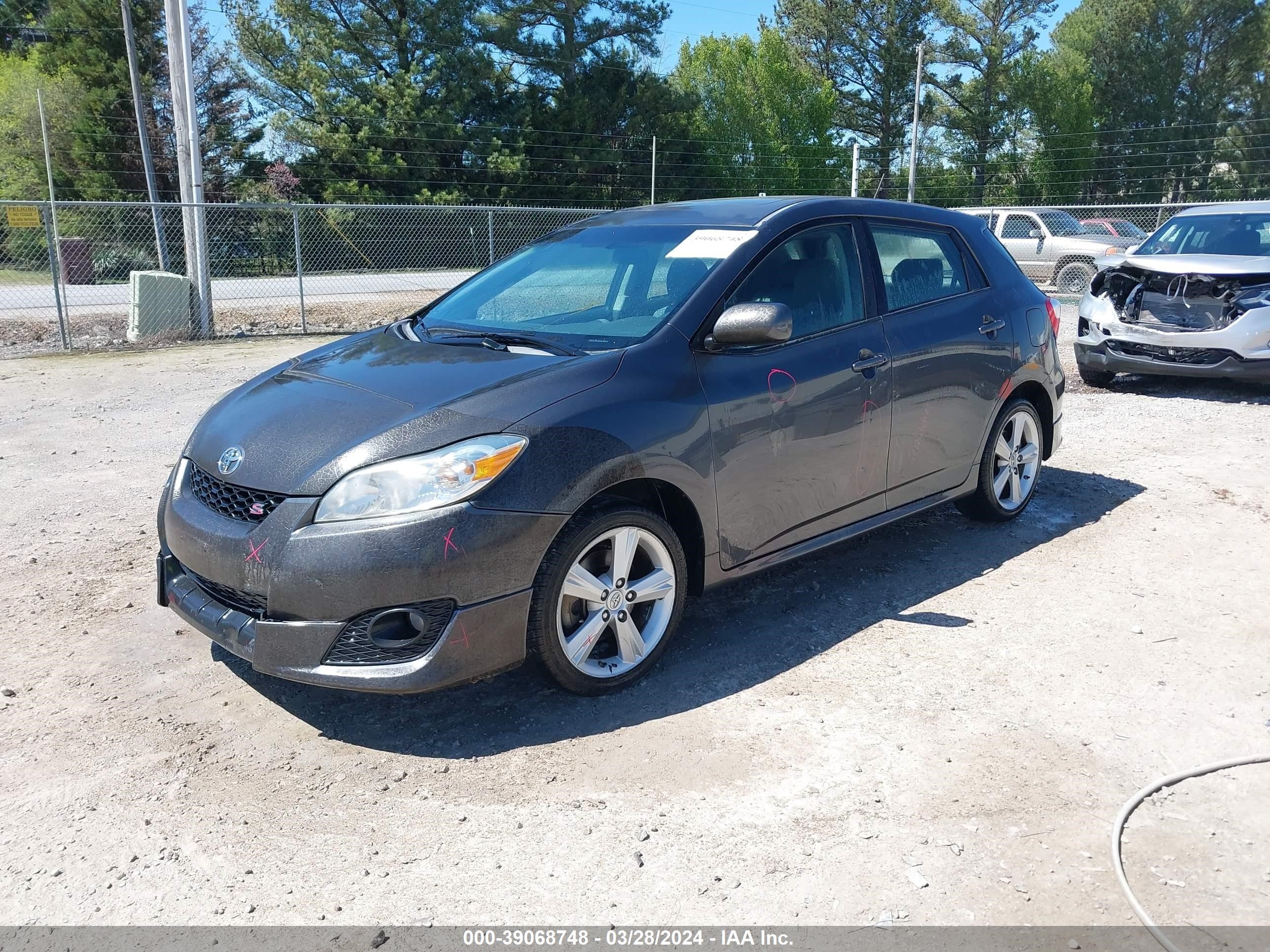 Photo 1 VIN: 2T1KE40E19C011556 - TOYOTA MATRIX 