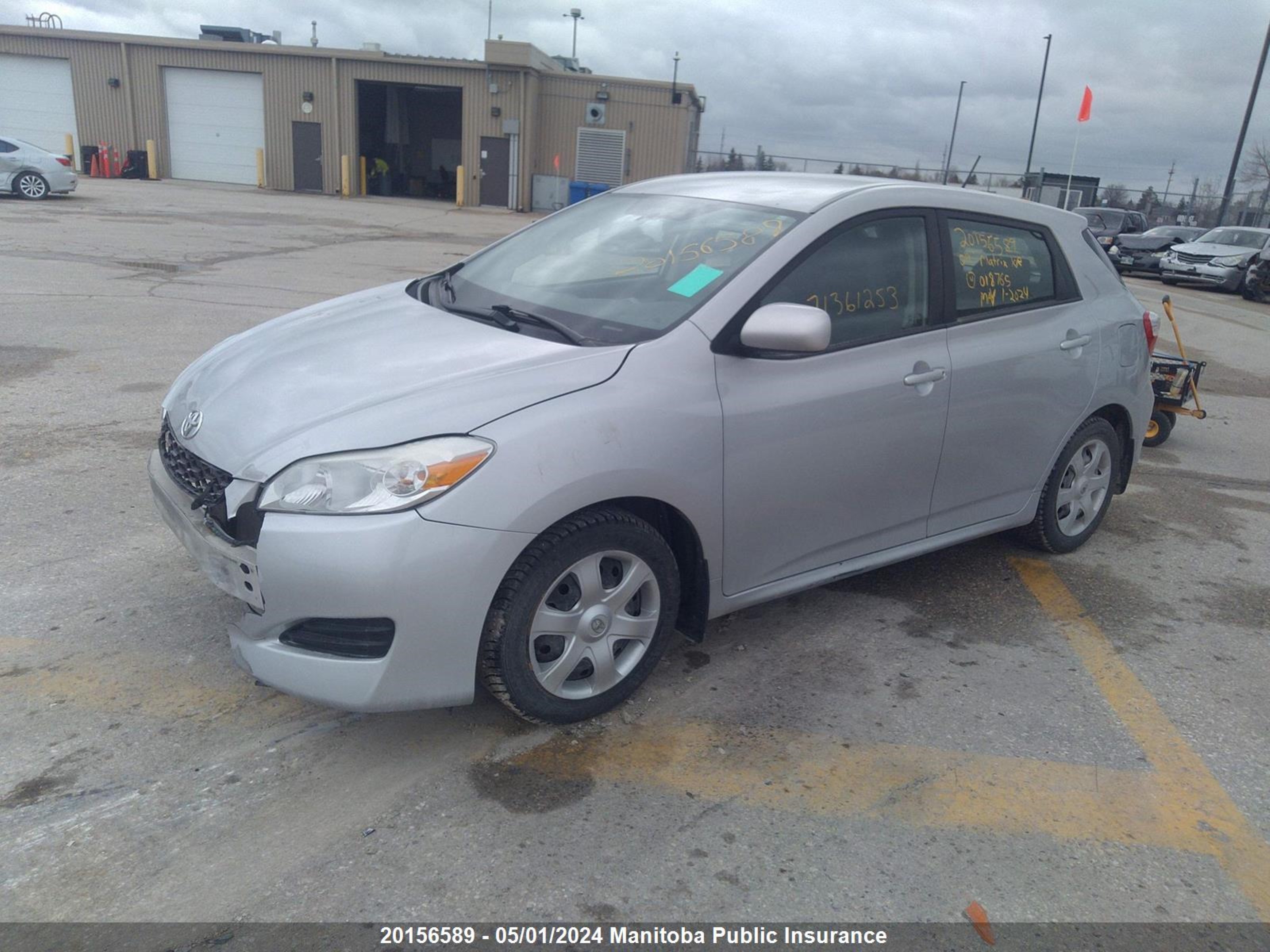 Photo 1 VIN: 2T1KE40E19C018765 - TOYOTA MATRIX 