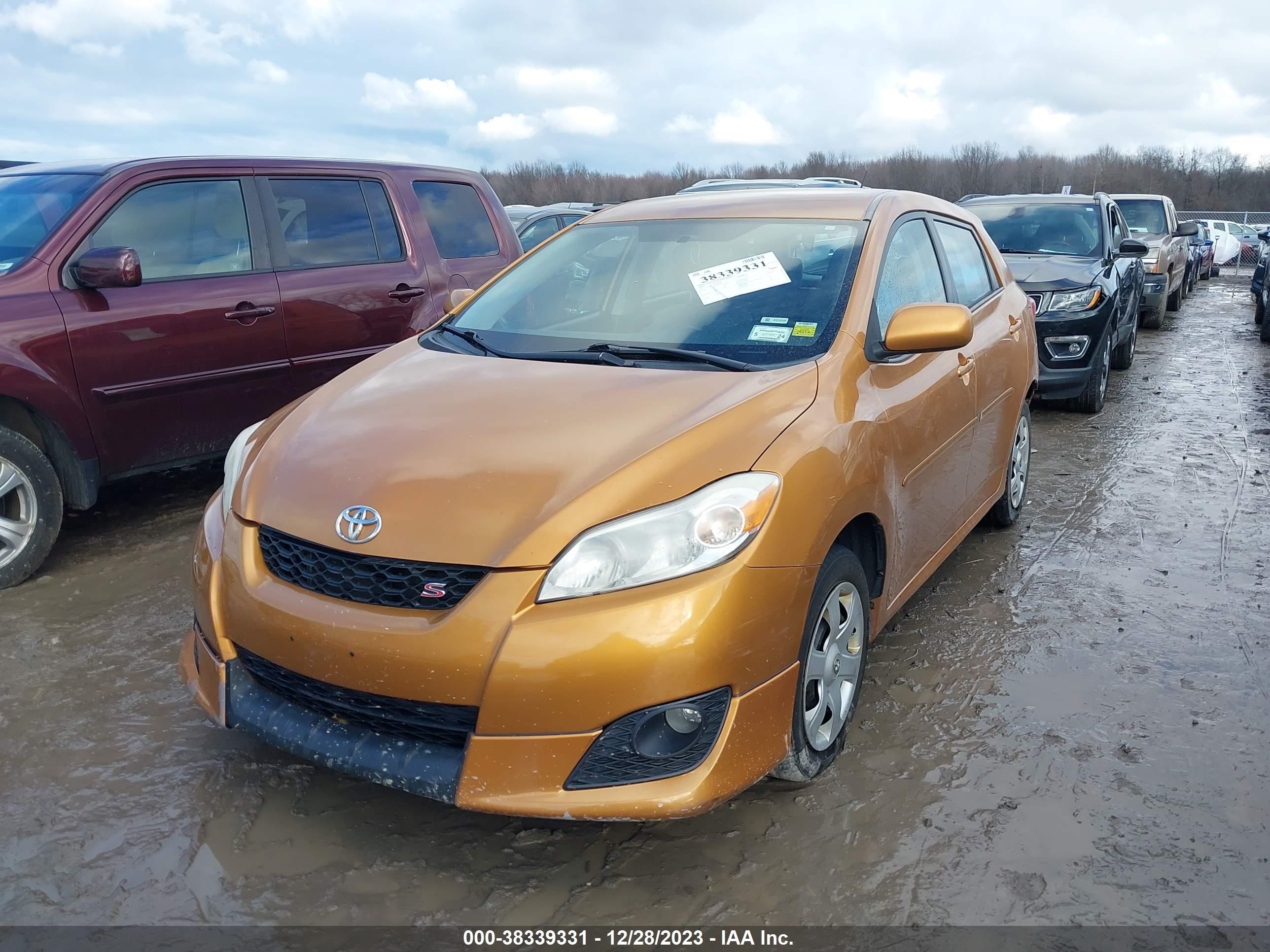 Photo 1 VIN: 2T1KE40E29C006284 - TOYOTA MATRIX 