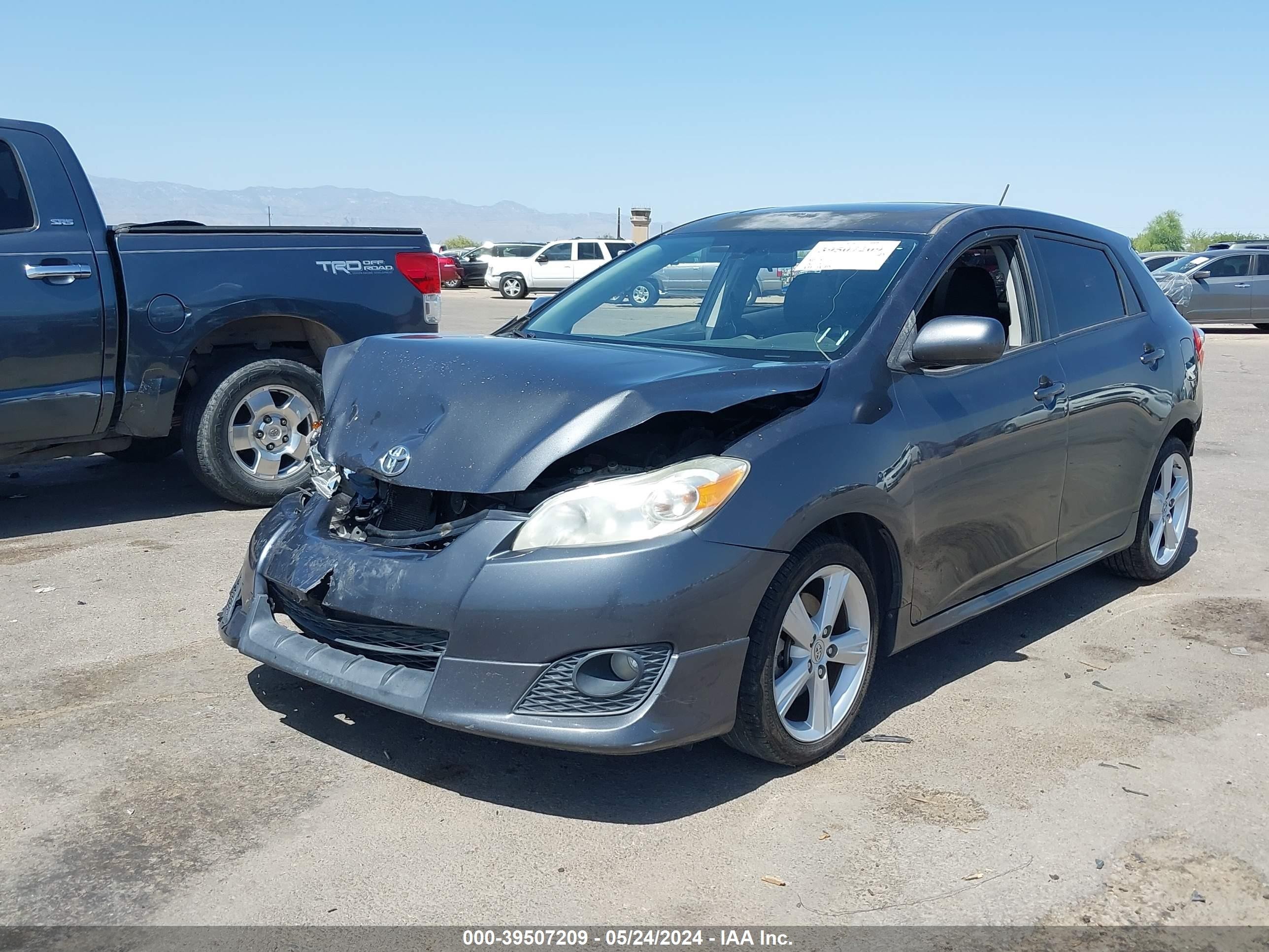 Photo 1 VIN: 2T1KE40E49C024138 - TOYOTA MATRIX 