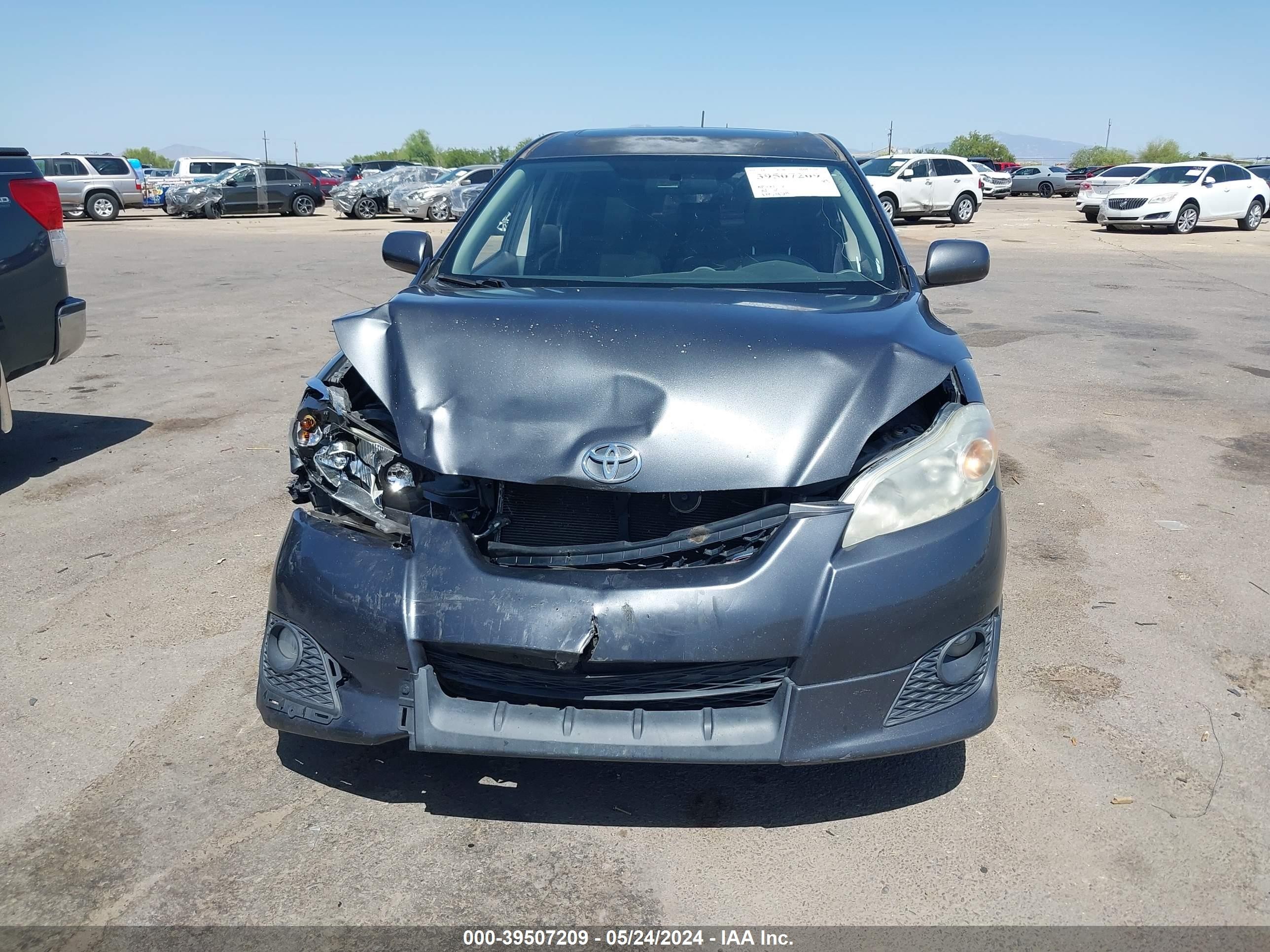 Photo 12 VIN: 2T1KE40E49C024138 - TOYOTA MATRIX 