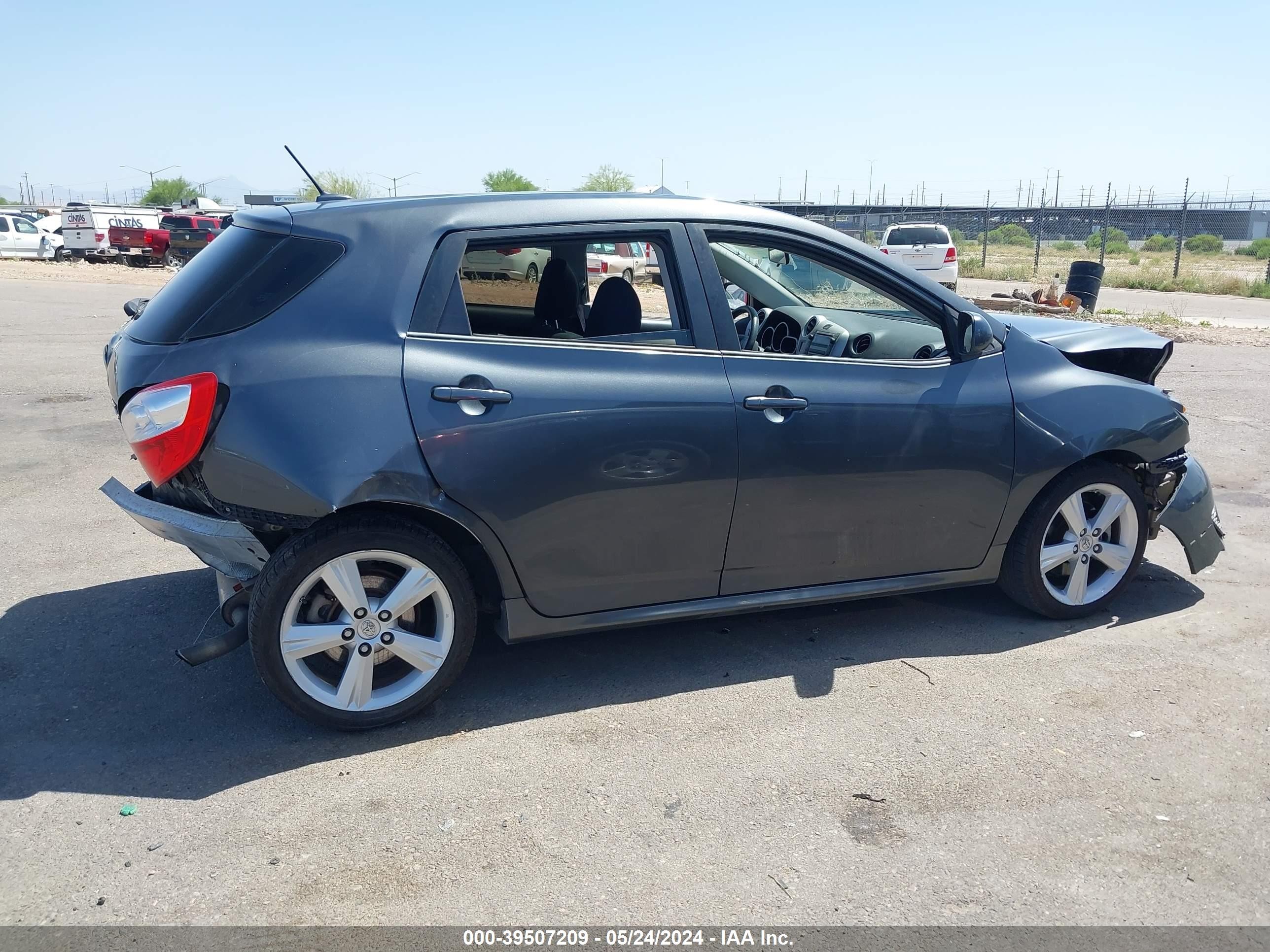 Photo 13 VIN: 2T1KE40E49C024138 - TOYOTA MATRIX 