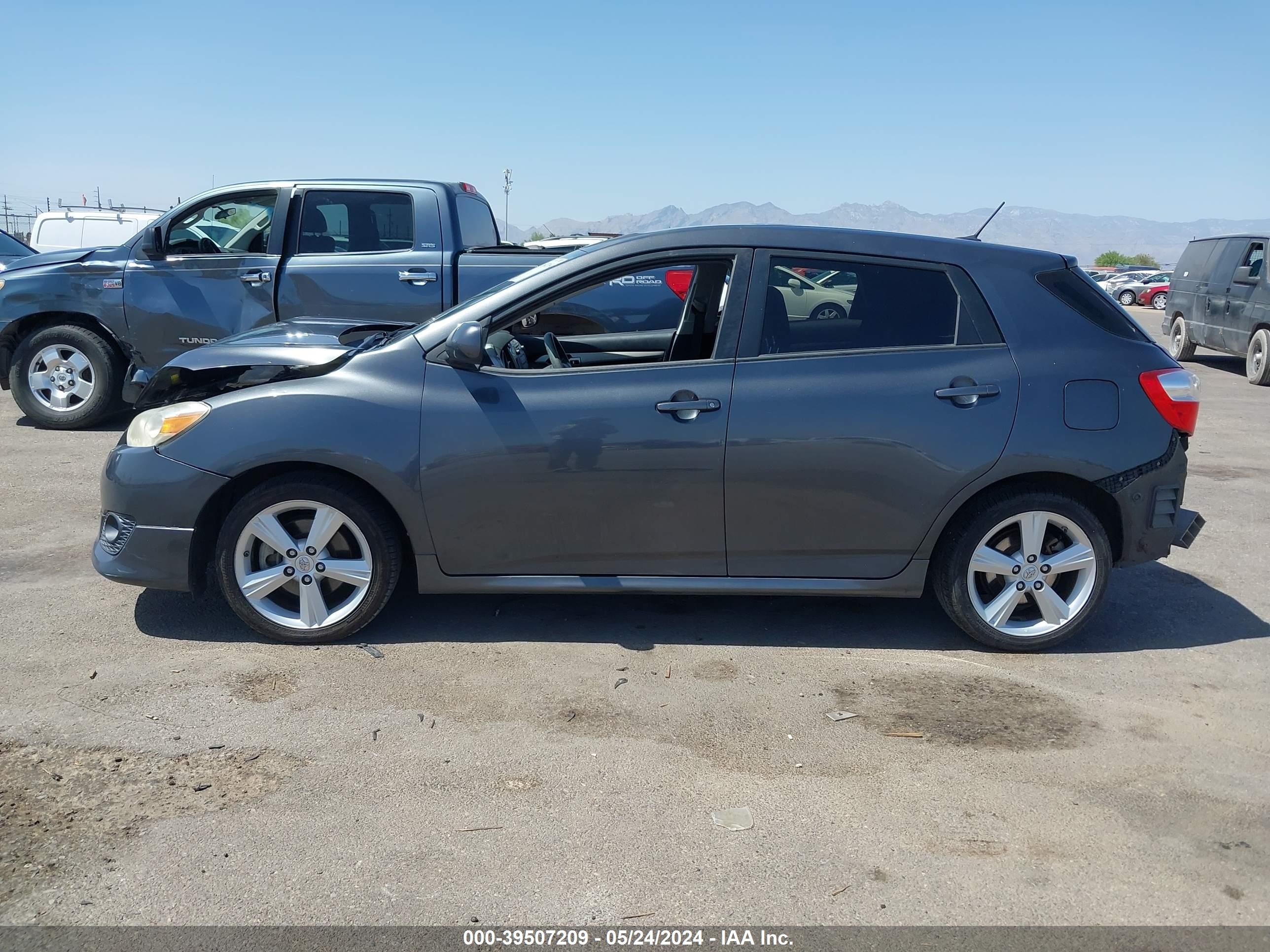 Photo 14 VIN: 2T1KE40E49C024138 - TOYOTA MATRIX 