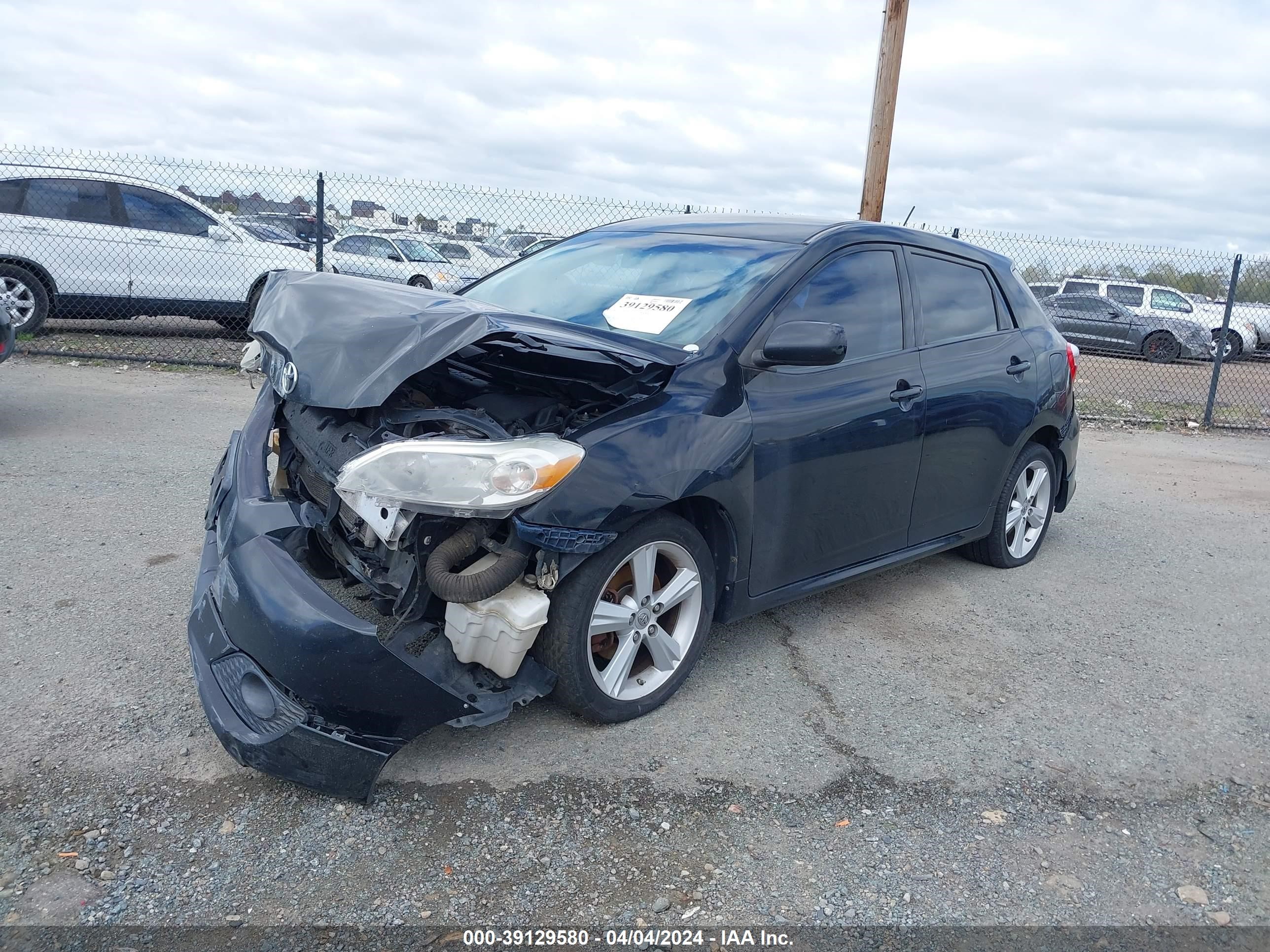 Photo 1 VIN: 2T1KE40E79C005230 - TOYOTA MATRIX 